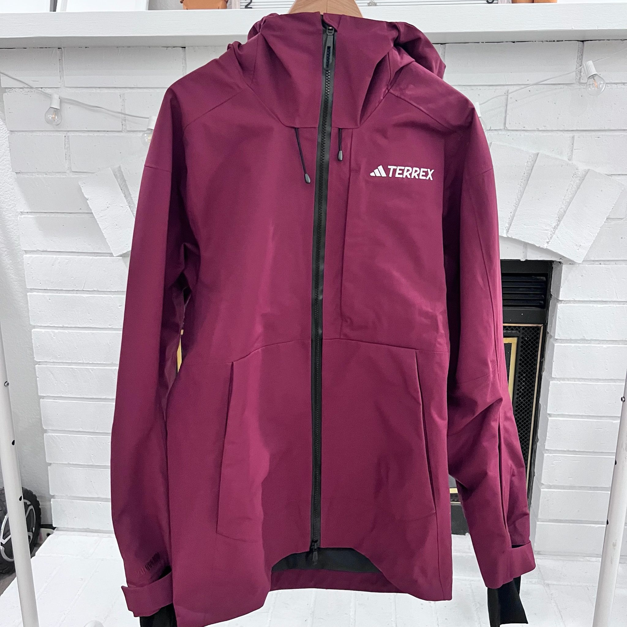 Adidas Adidas Terrex Techrock 3L Nylon RAIN.RDY Jacket - Burgundy Size US S / EU 44-46 / 1 - 1 Thumbnail