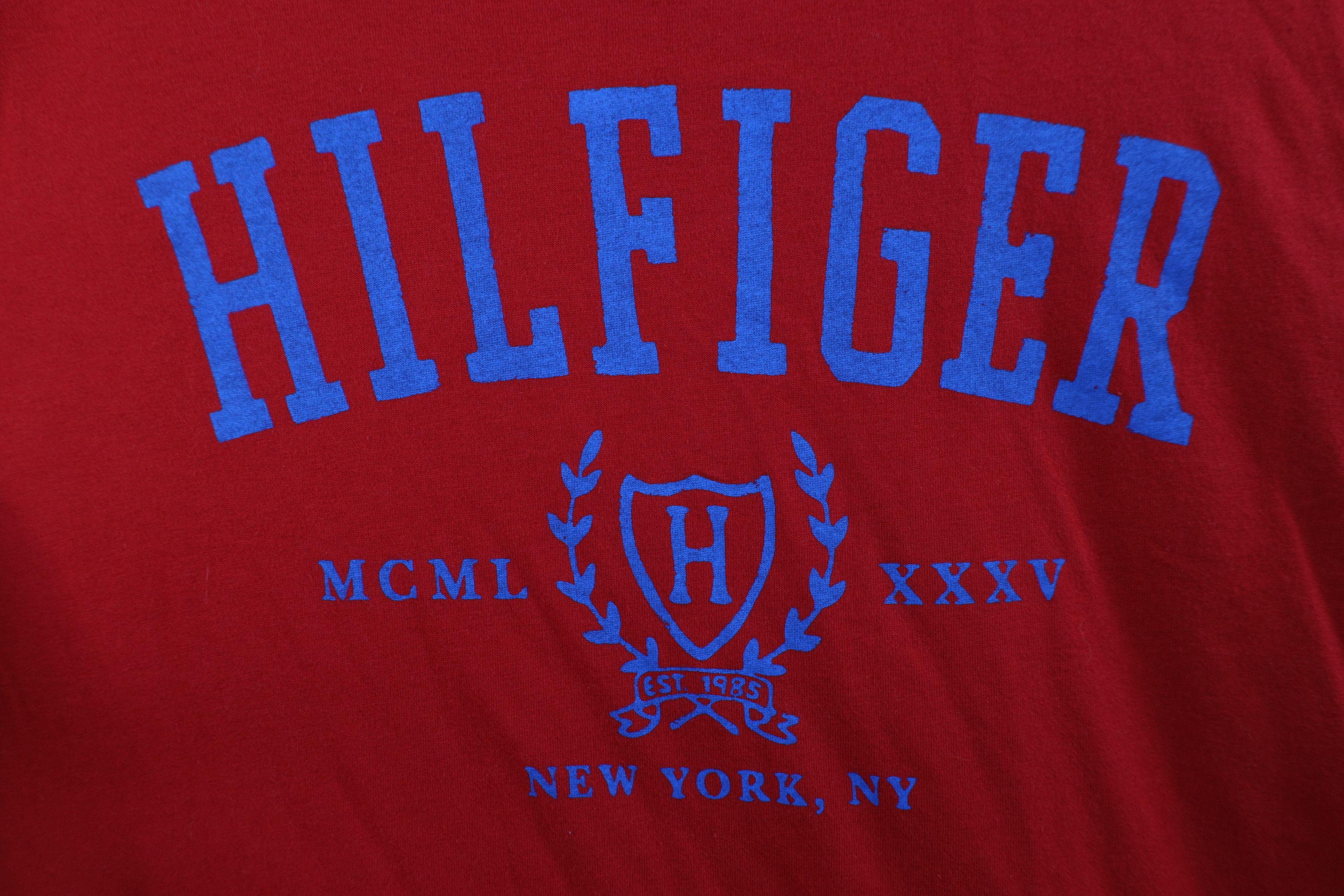 Tommy Hilfiger Vintage Y2K Tommy Hilfiger Spell Crest Short Sleeve T-Shirt Size US XL / EU 56 / 4 - 5 Thumbnail