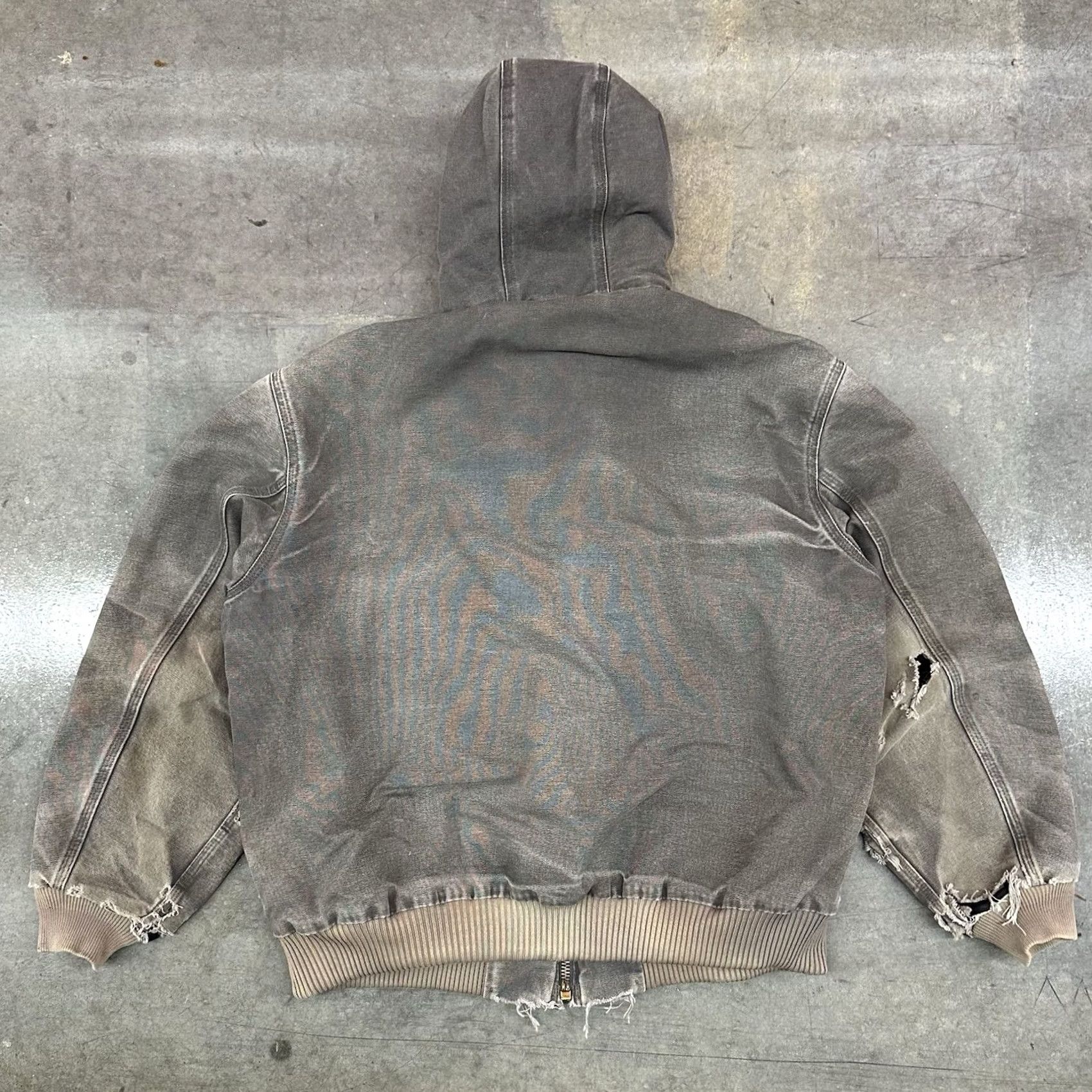 Carhartt VINTAGE Carhartt J130 GVL Distressed Faded Gravel Gray Men’s XL Reg Hood Lined Jacket Size US XL / EU 56 / 4 - 4 Thumbnail