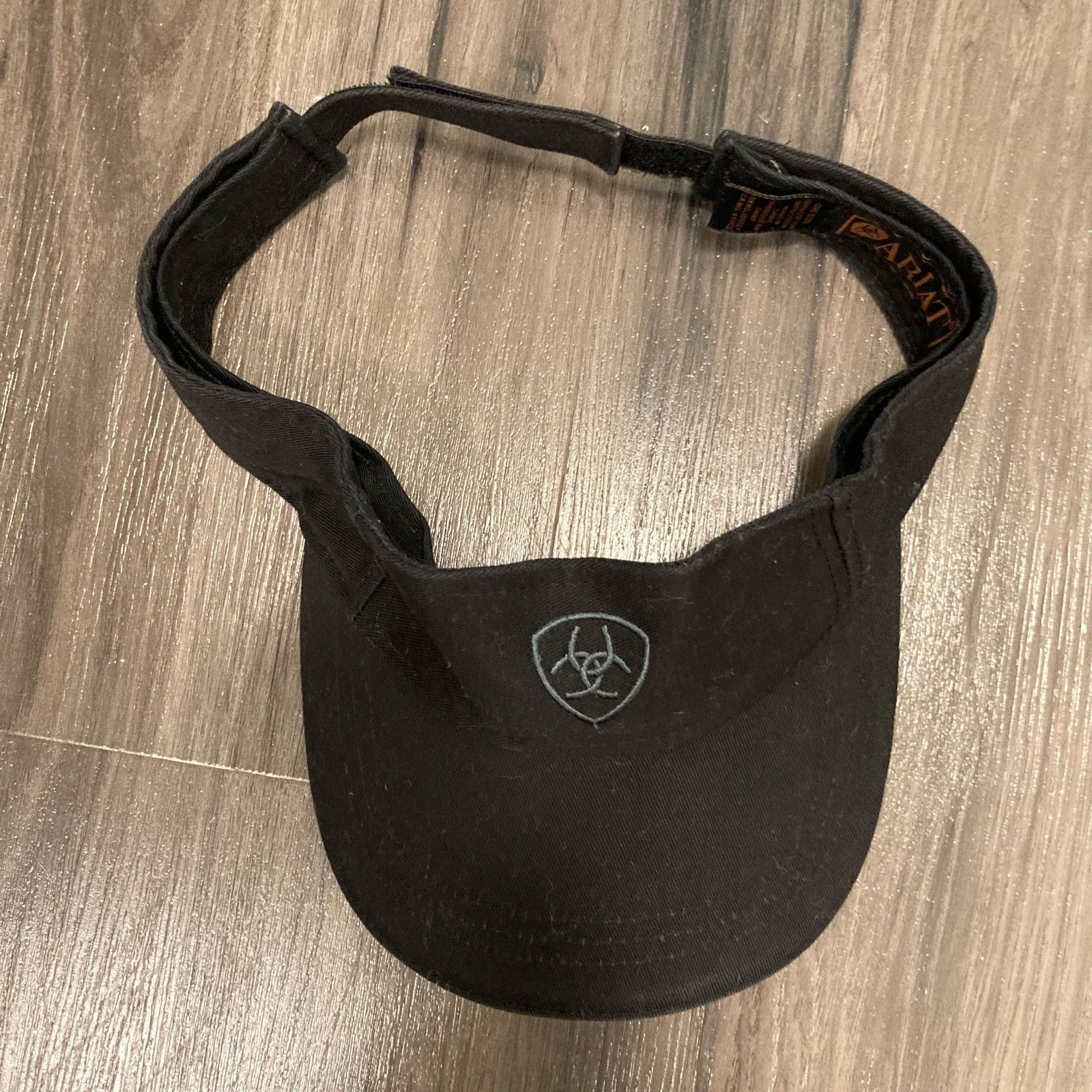 Ariat Ariat Sport Black Visor White Embroidered Logo Adjustable Size ONE SIZE - 3 Thumbnail