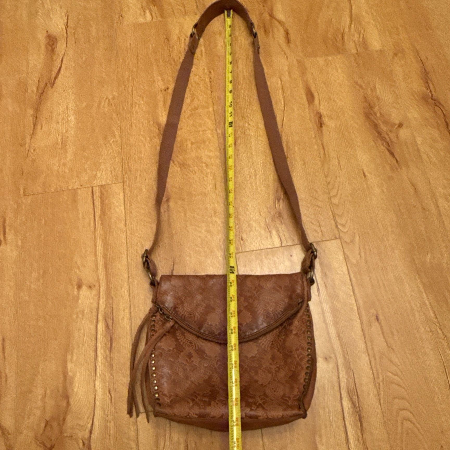 The Sak VINTAGE The SAK Women’s Silverlake Leather Crossbody Bag Tooled Leather Boho Purse Size ONE SIZE - 3 Thumbnail