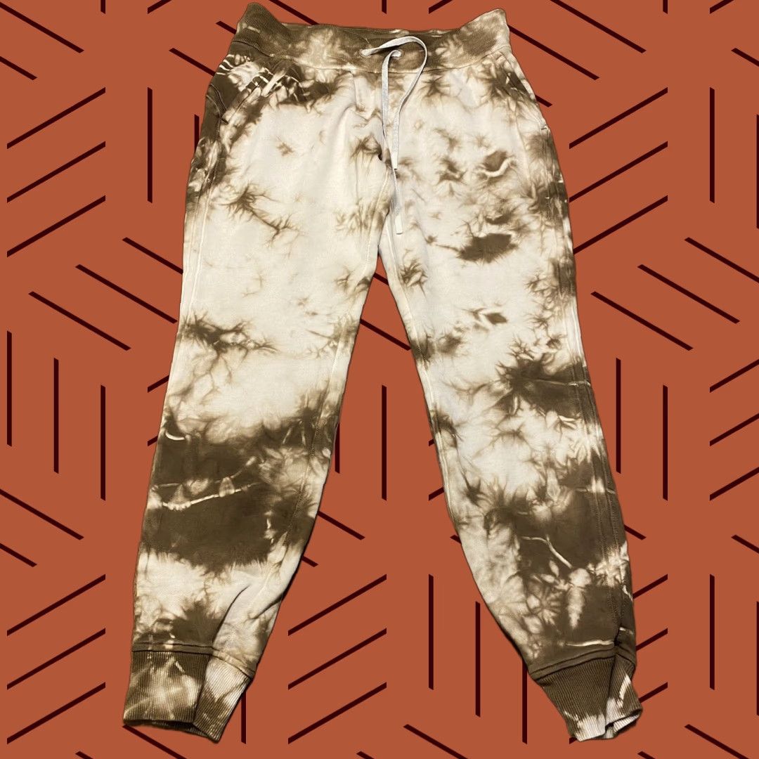 Lululemon VINTAGE Lululemon Joggers Womens 6 Earth Tie Dye White Brown Warm Comfy 26” Inseam Size 28" / US 6 / IT 42 - 1 Thumbnail