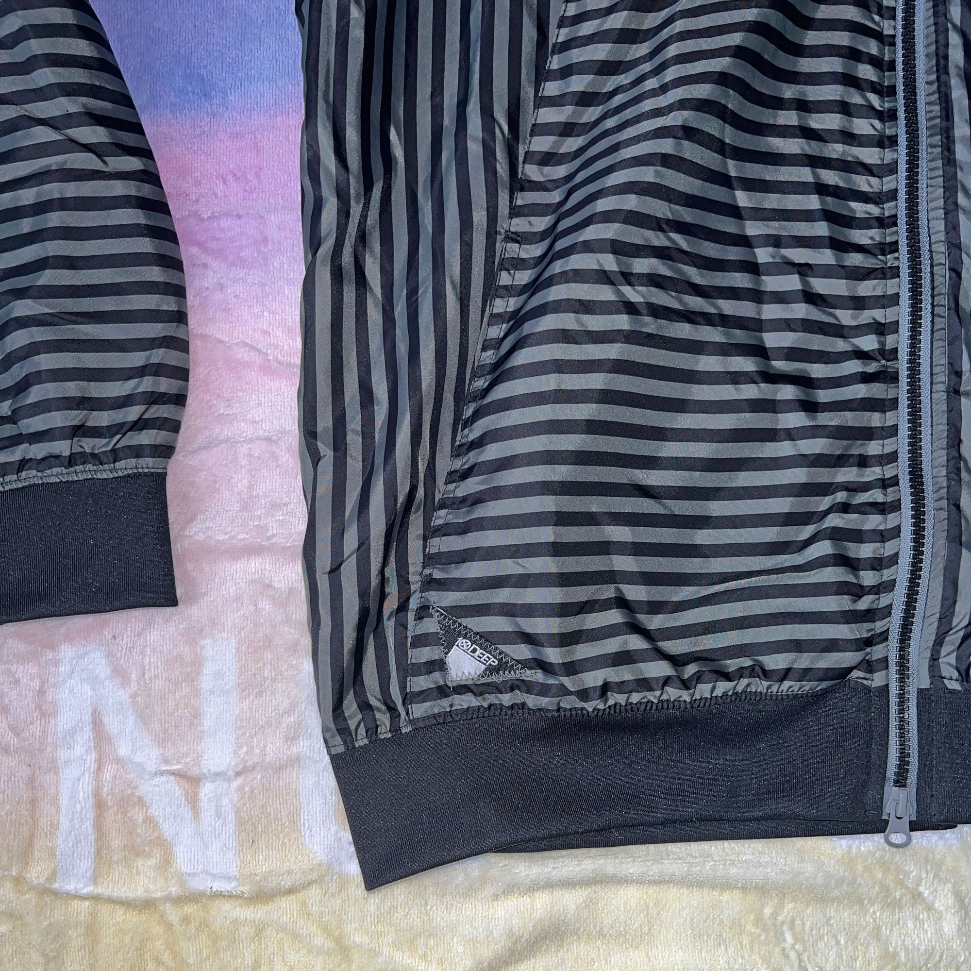 10 Deep Grey and black striped hoodie Size US XL / EU 56 / 4 - 2 Thumbnail