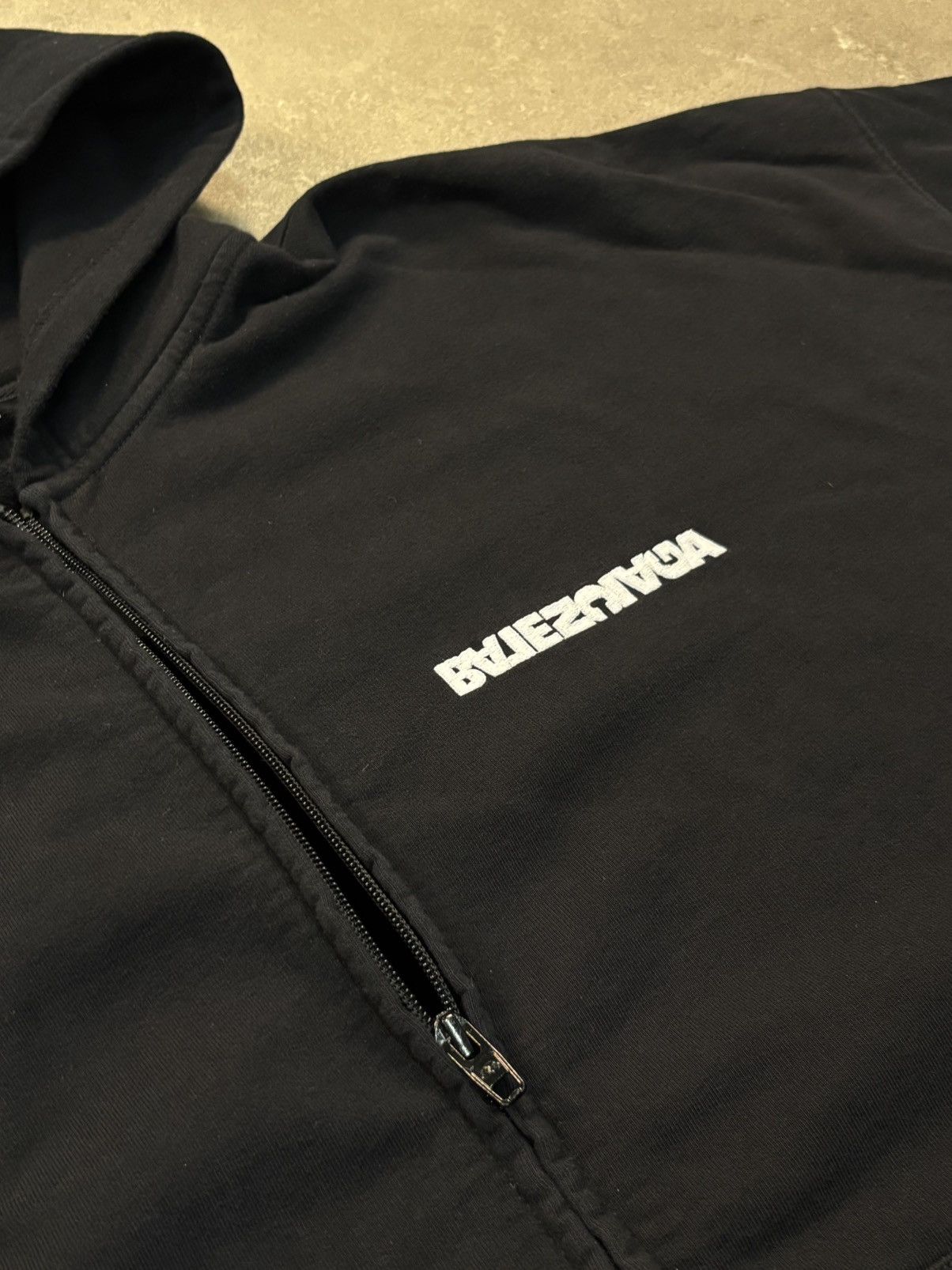 Balenciaga Balenciaga Turn Wide Fit Zip-Up Hoodie Size US XL / EU 56 / 4 - 3 Thumbnail