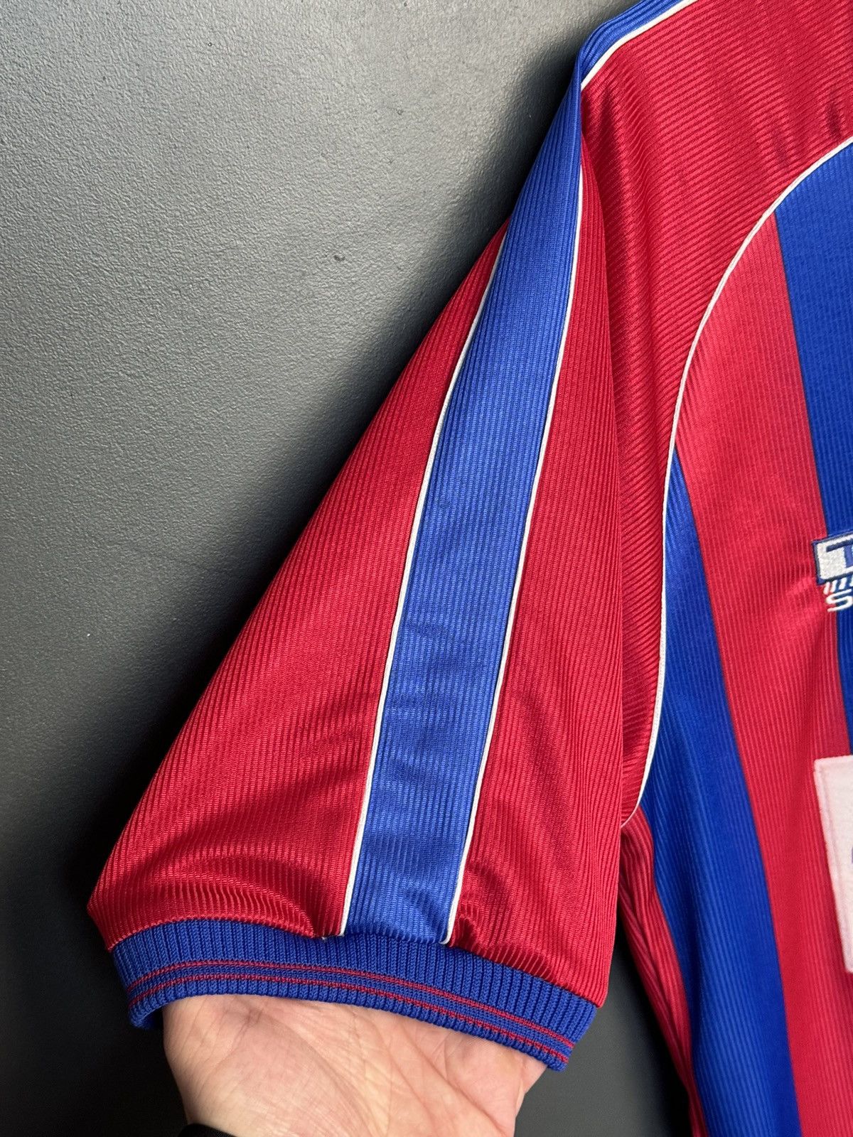 Other Crystal Palace 99/00 Home Football Jersey Size US S / EU 44-46 / 1 - 5 Thumbnail