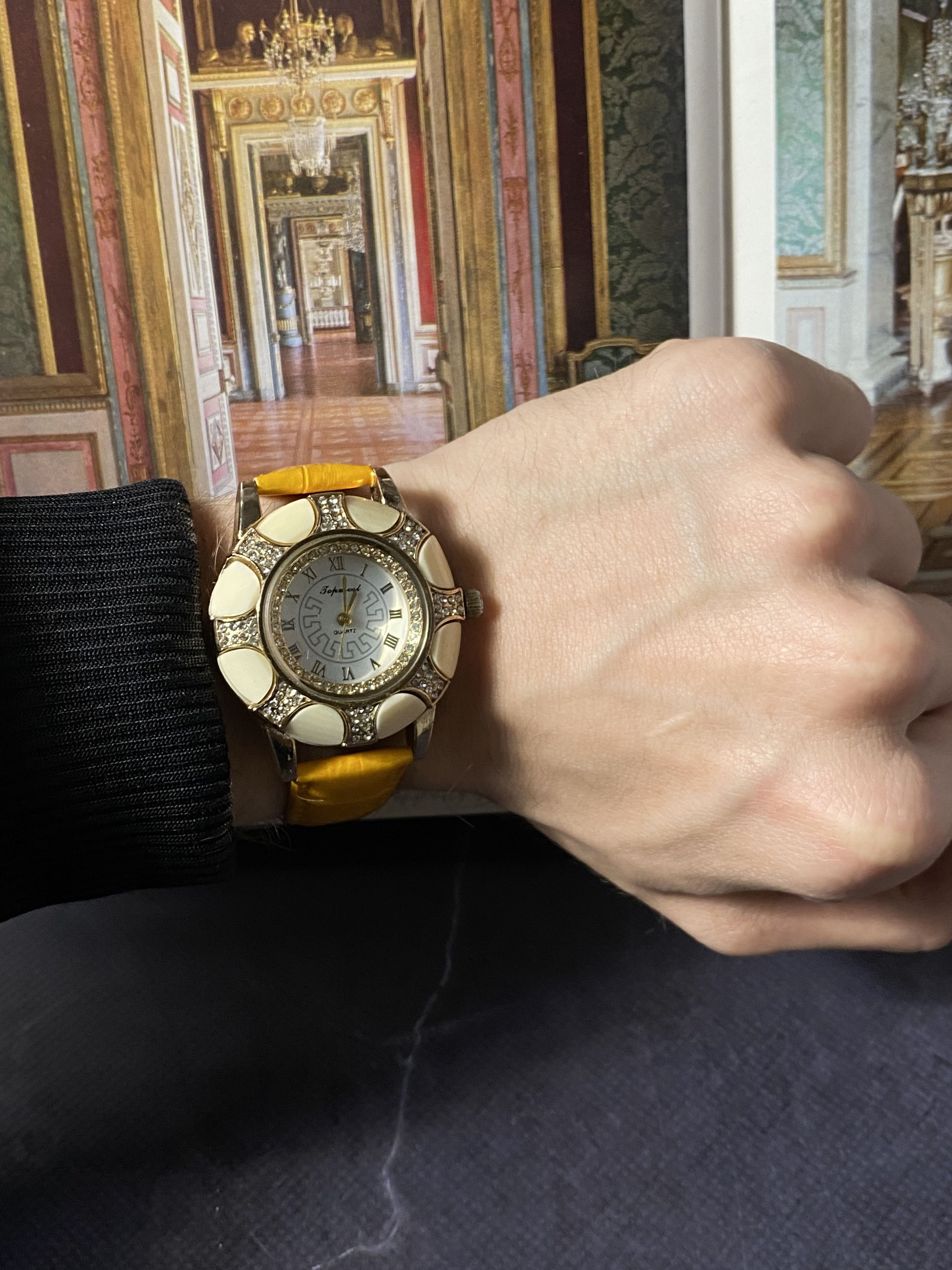 Japanese Brand × Jewelry × Vintage Women’s Watch with Yellow Strap - Elegance Size ONE SIZE - 10 Thumbnail