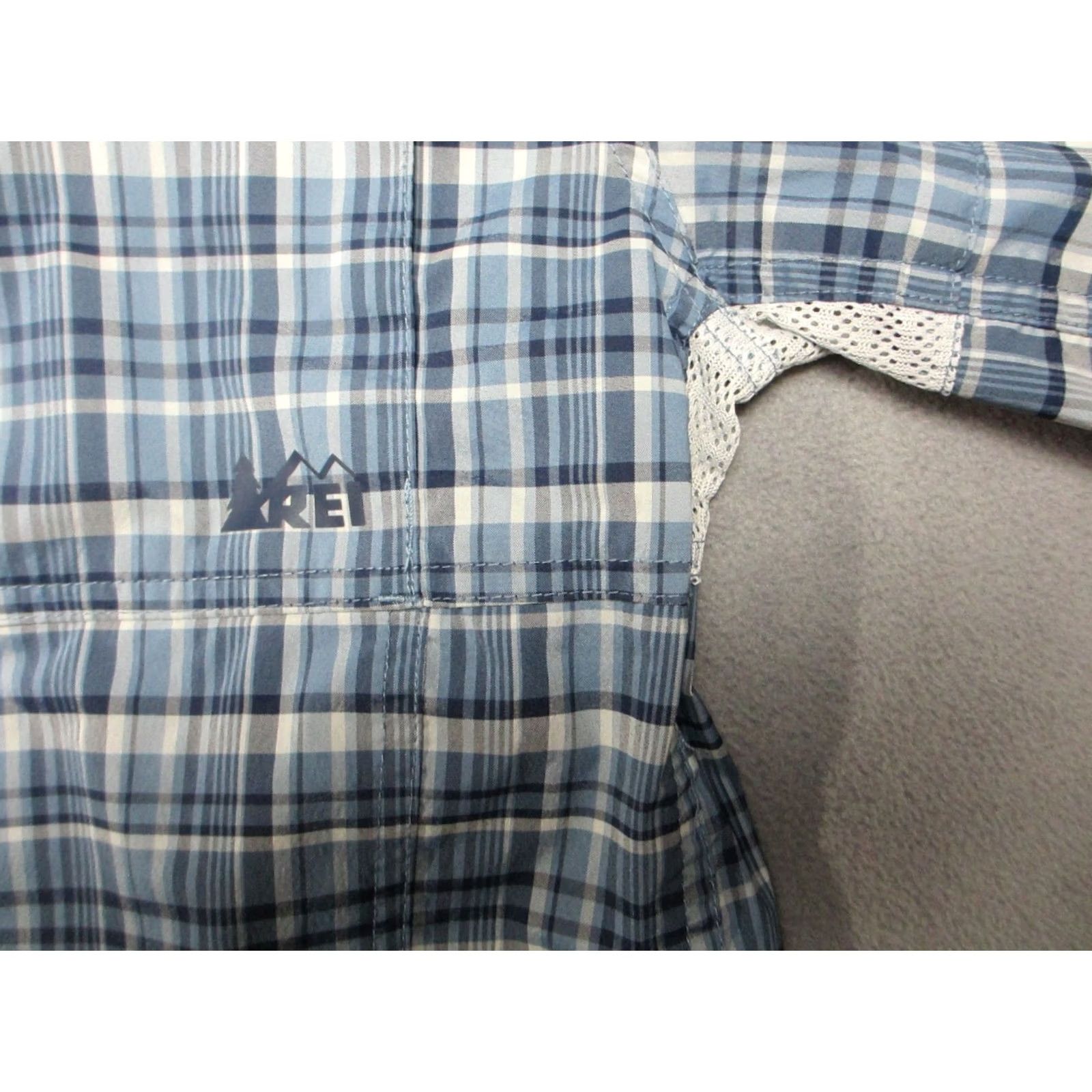 Vintage REI Shirt Mens S Blue Plaid Stretch Roll Tab Sleeve Button Up Vented Breather All Seasons Casual Workwear Shirt Men Size US S / EU 44-46 / 1 - 2 Thumbnail