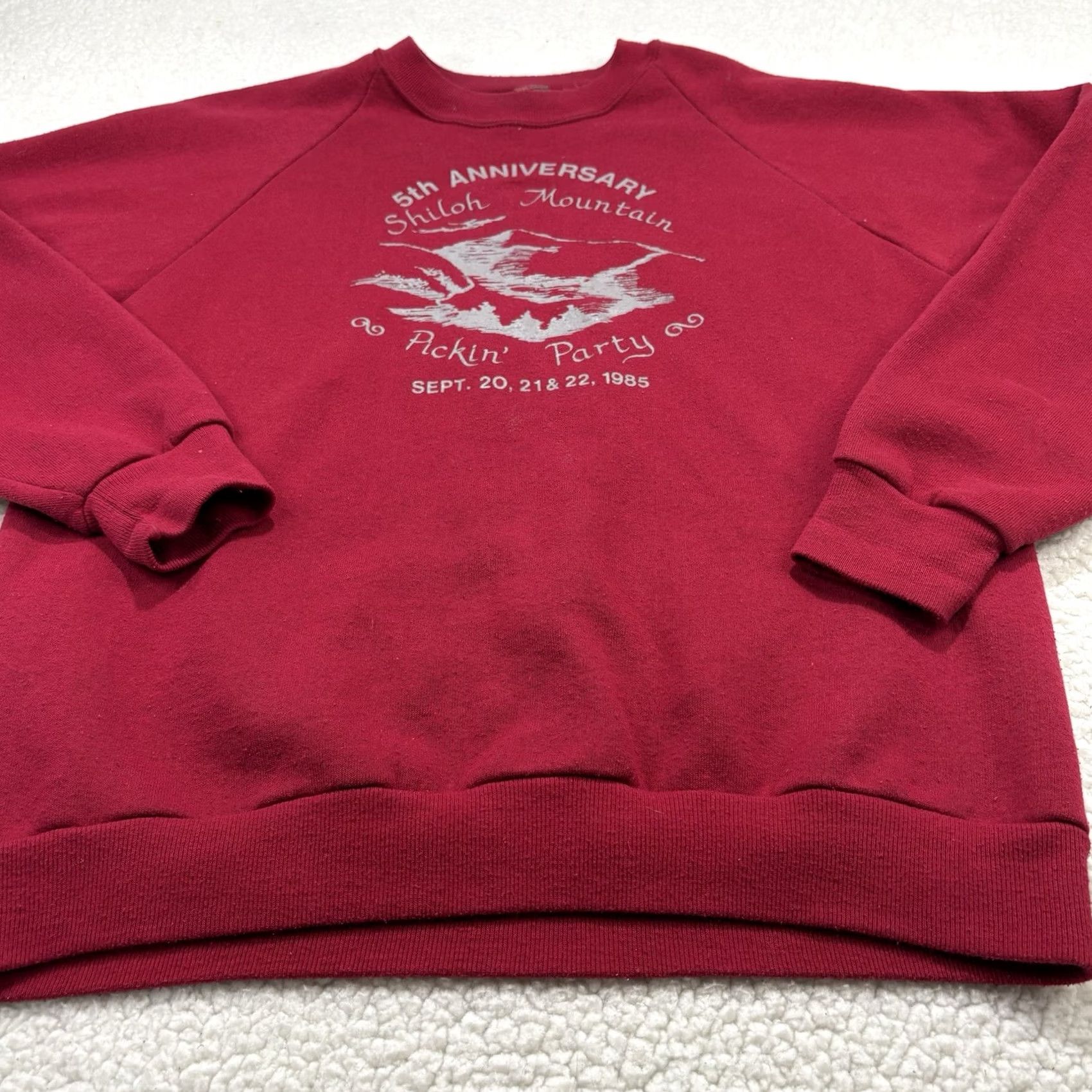 Jerzees VINTAGE Jerzees Sweatshirt Raglan Crew Neck 50/50 L Red Men 80s Grunge Arkansas Mountain Graphic Print US Size US L / EU 52-54 / 3 - 2 Thumbnail