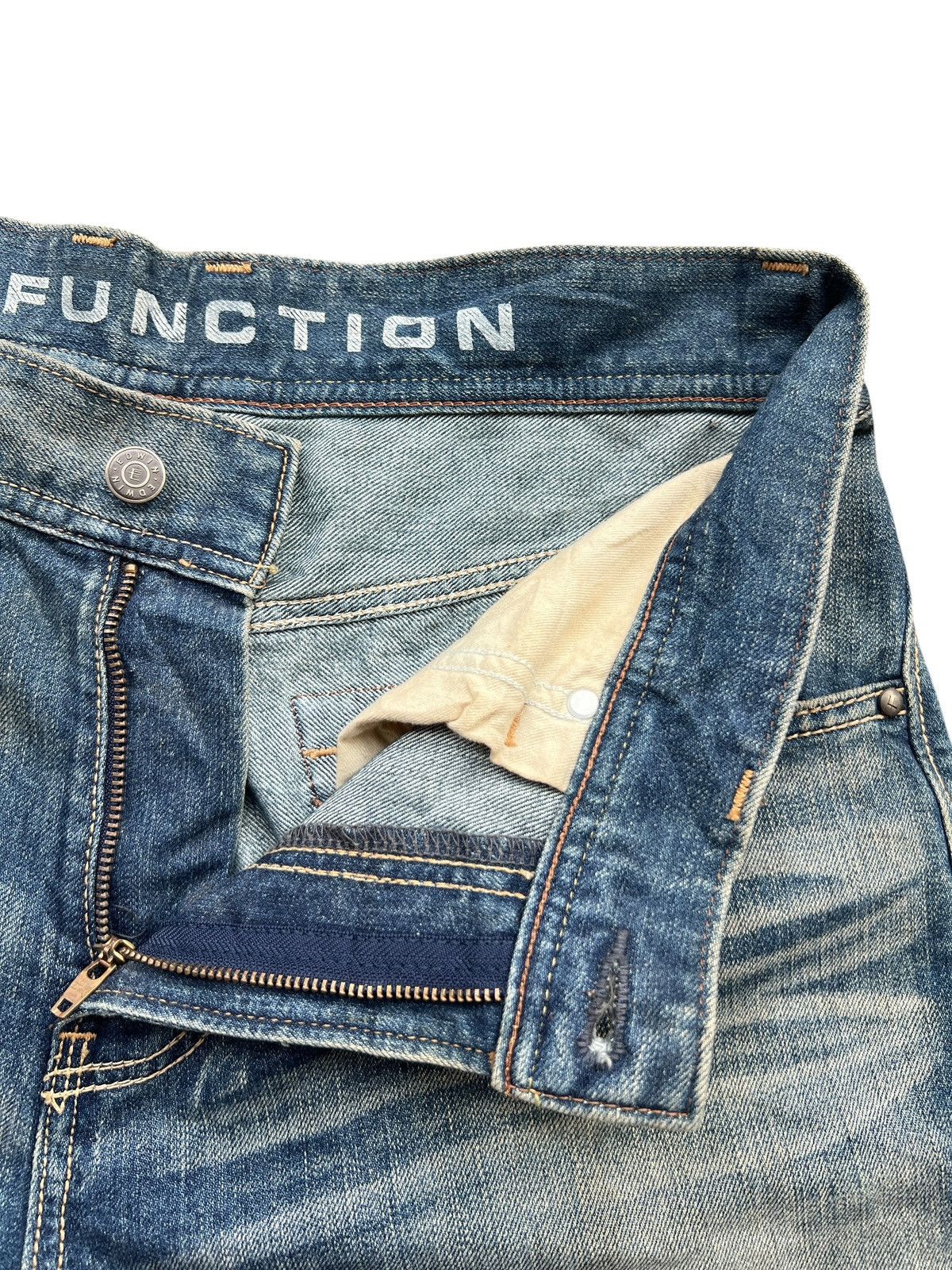 Edwin Vintage Edwin Function Distressed Denim Jeans 35x34 Size US 35 - 10 Thumbnail