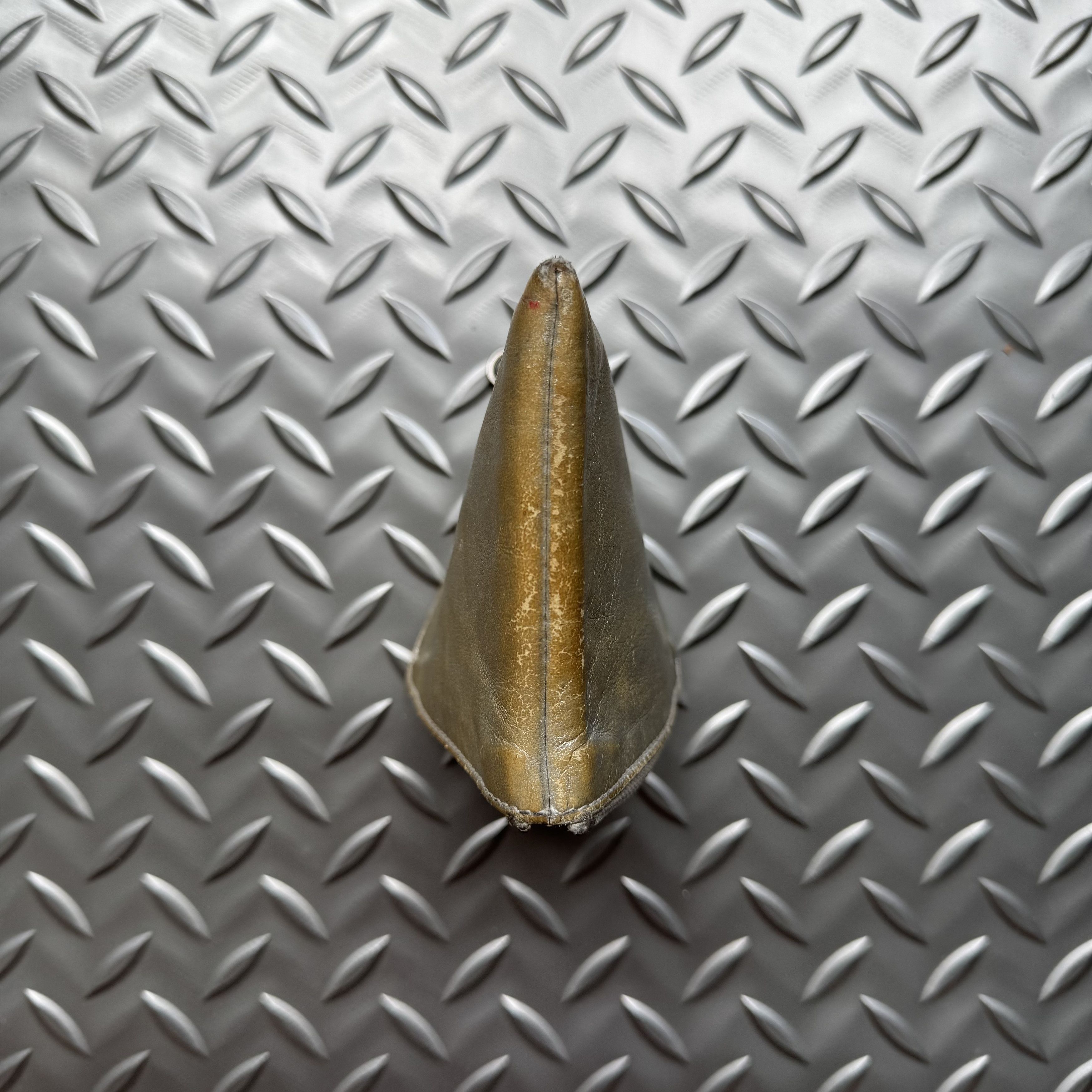 Comme des Garcons Comme des Garçons Wallet Gold Leather Zip Wallet Size ONE SIZE - 4 Thumbnail