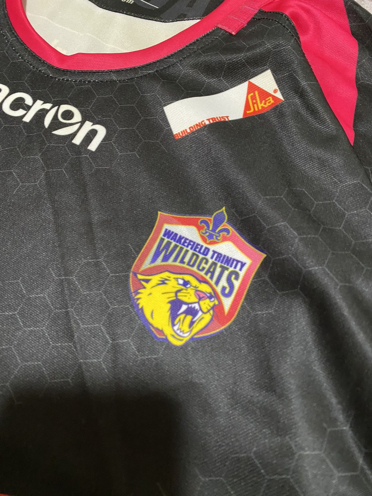 Macron Macron 2014 Wakefield Wildcats Away Rugby League Jersey Y2K Size US L / EU 52-54 / 3 - 8 Thumbnail