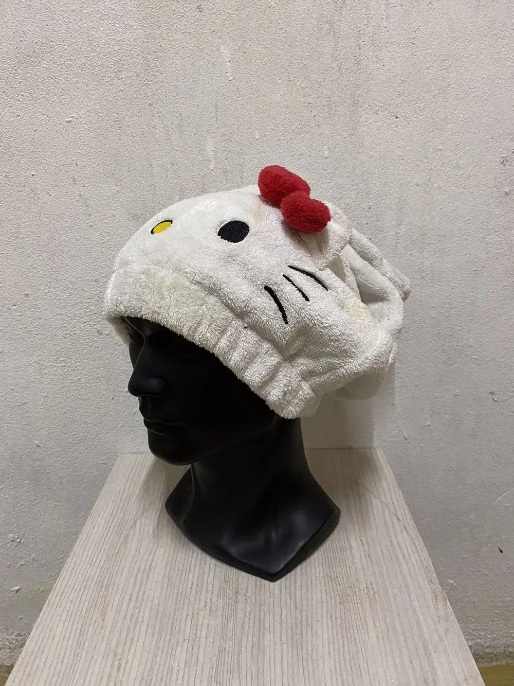 Cartoon Network Sanrio Hello Kitty Beanie Hat Size ONE SIZE - 3 Thumbnail