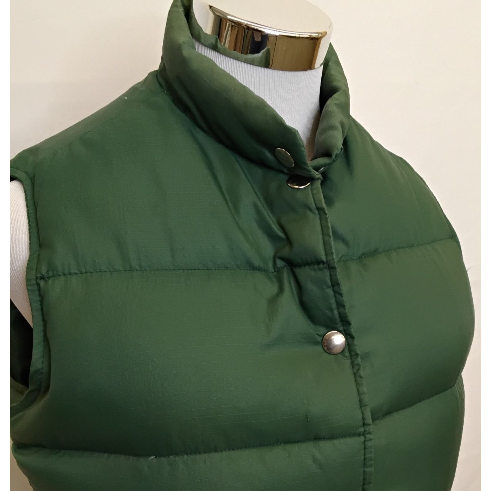 L.L. Bean LL Bean Goose Down Vest Women's M Green VTG 1980s Size M / US 6-8 / IT 42-44 - 4 Thumbnail
