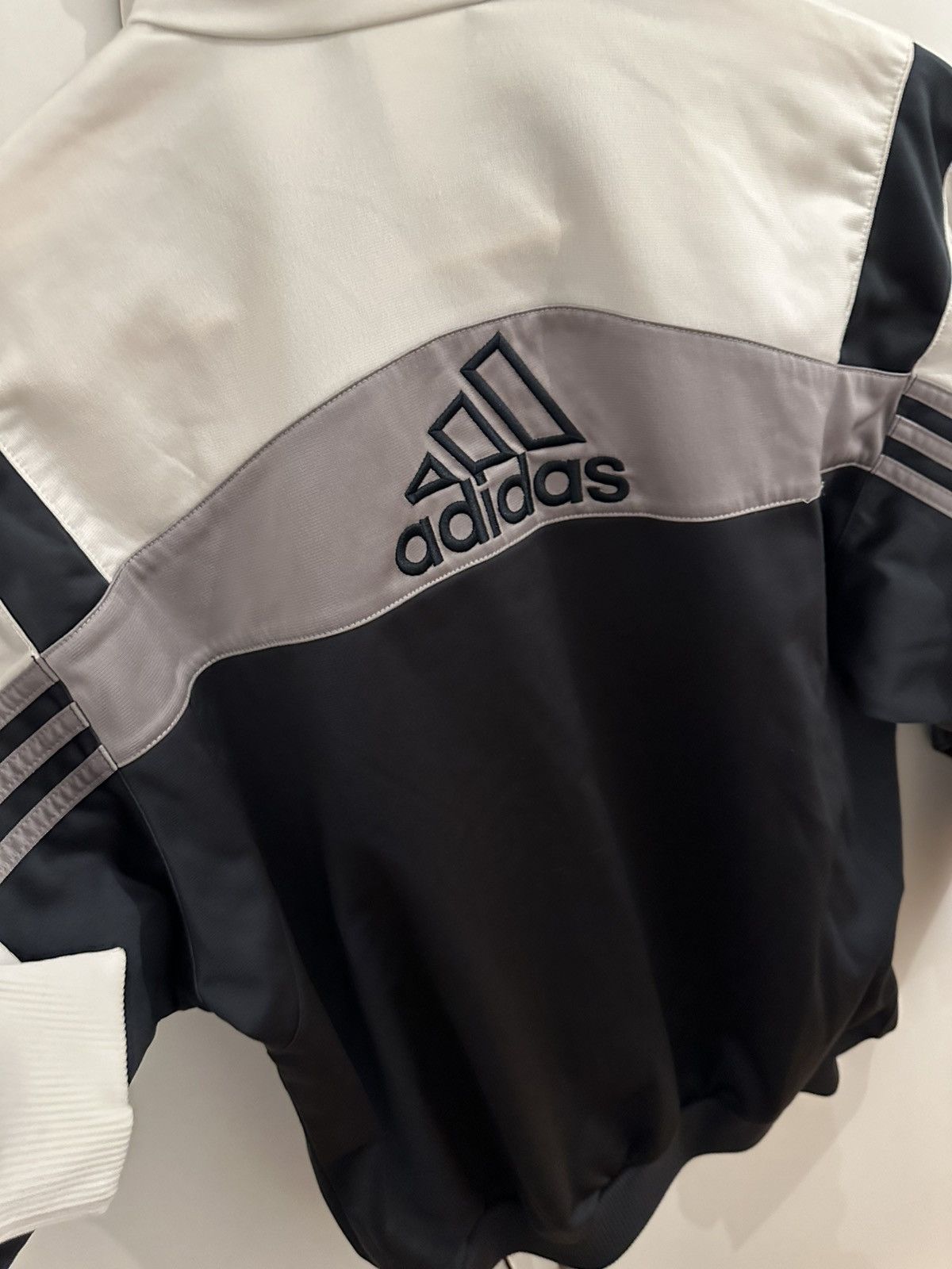 Adidas Adidas Jacket Size SVintage Retro Jacke Size US S / EU 44-46 / 1 - 13 Thumbnail