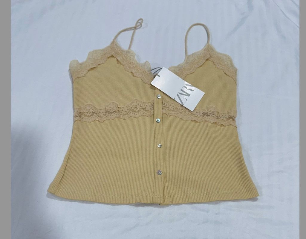 Zara Zara Buttoned Rib Lace Top Size L Size L / US 10 / IT 46 - 4 Thumbnail