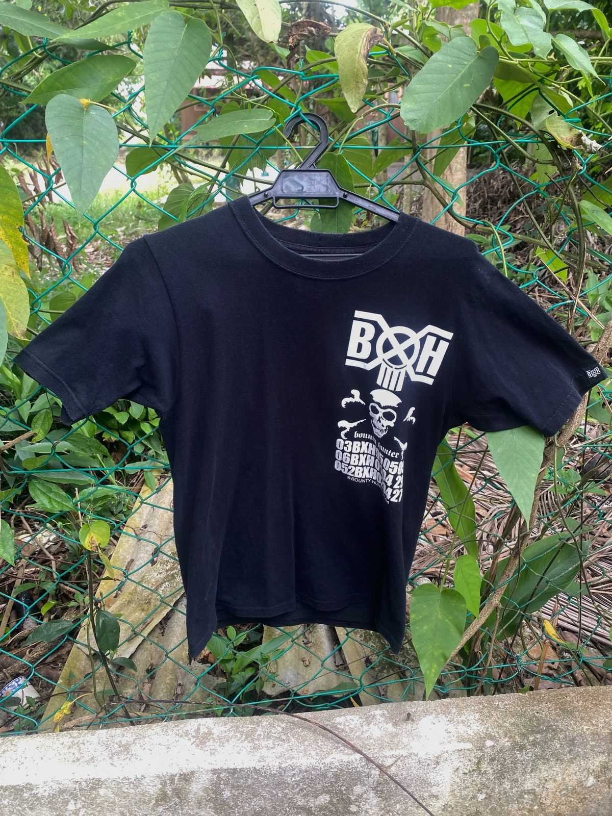 Bounty Hunter Vintage Rare Bounty Hunter 2004 Skull Graphic T-shirt Size US S / EU 44-46 / 1 - 4 Thumbnail