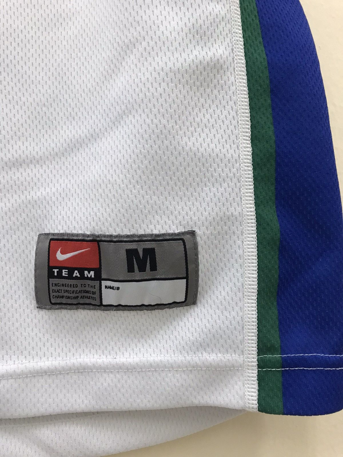 Nike Nike Shorewood Basketball Jersey Size US M / EU 48-50 / 2 - 6 Thumbnail