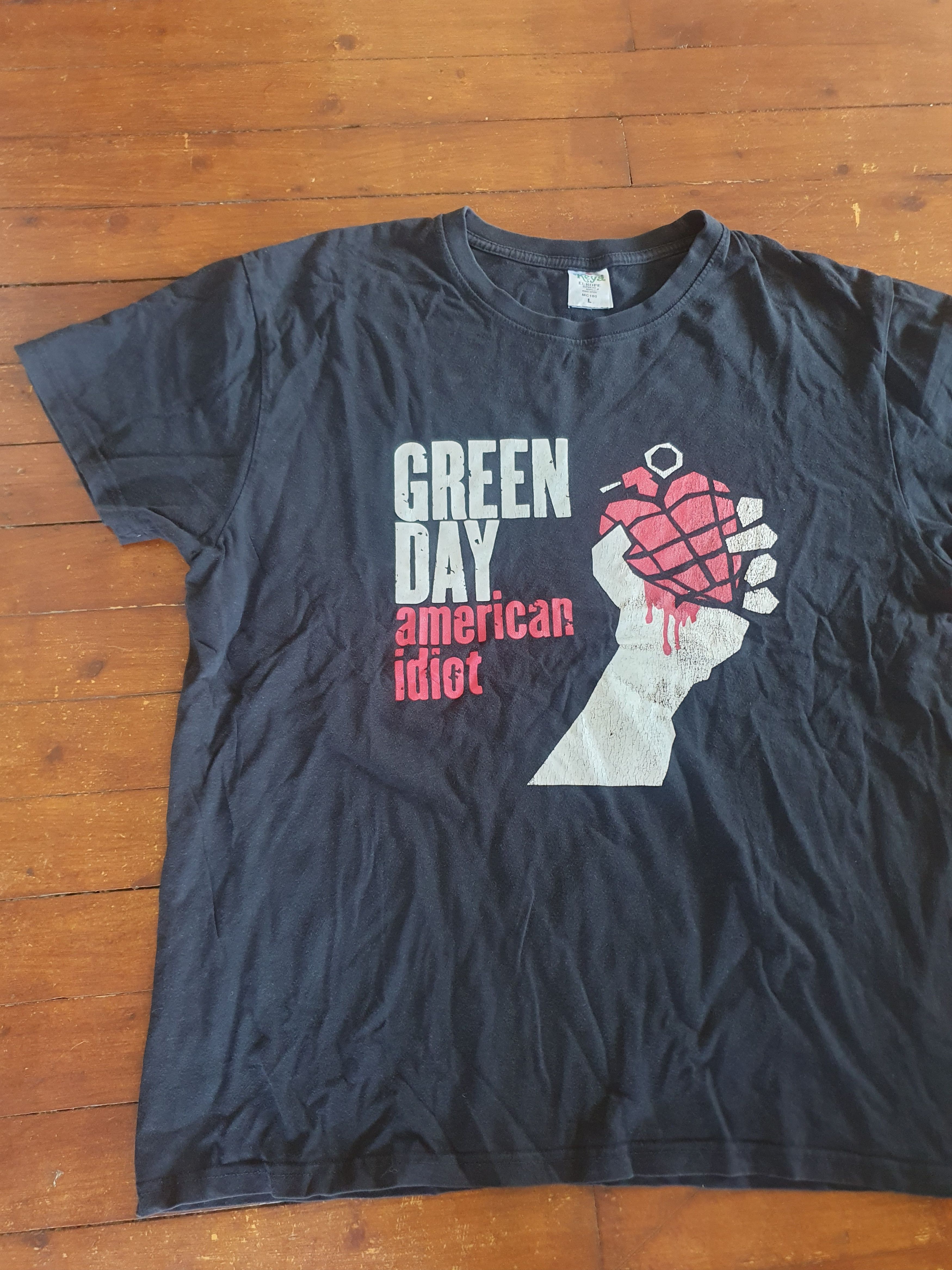 Band Tees Green Day American Idiot double sided t-shirt sz L Size US L / EU 52-54 / 3 - 3 Thumbnail