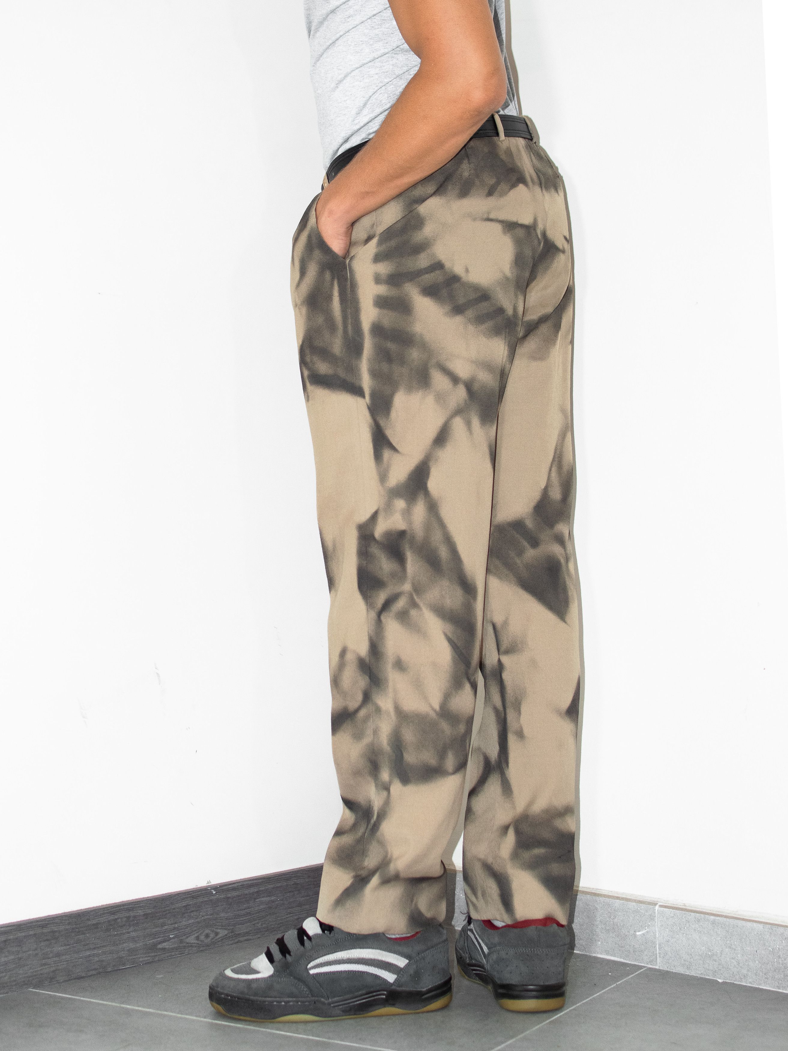 Burberry × Designer × Vintage Vintage burberry Black reworked graffiti Streetwear Trousers Size US 36 / EU 52 - 1 Thumbnail