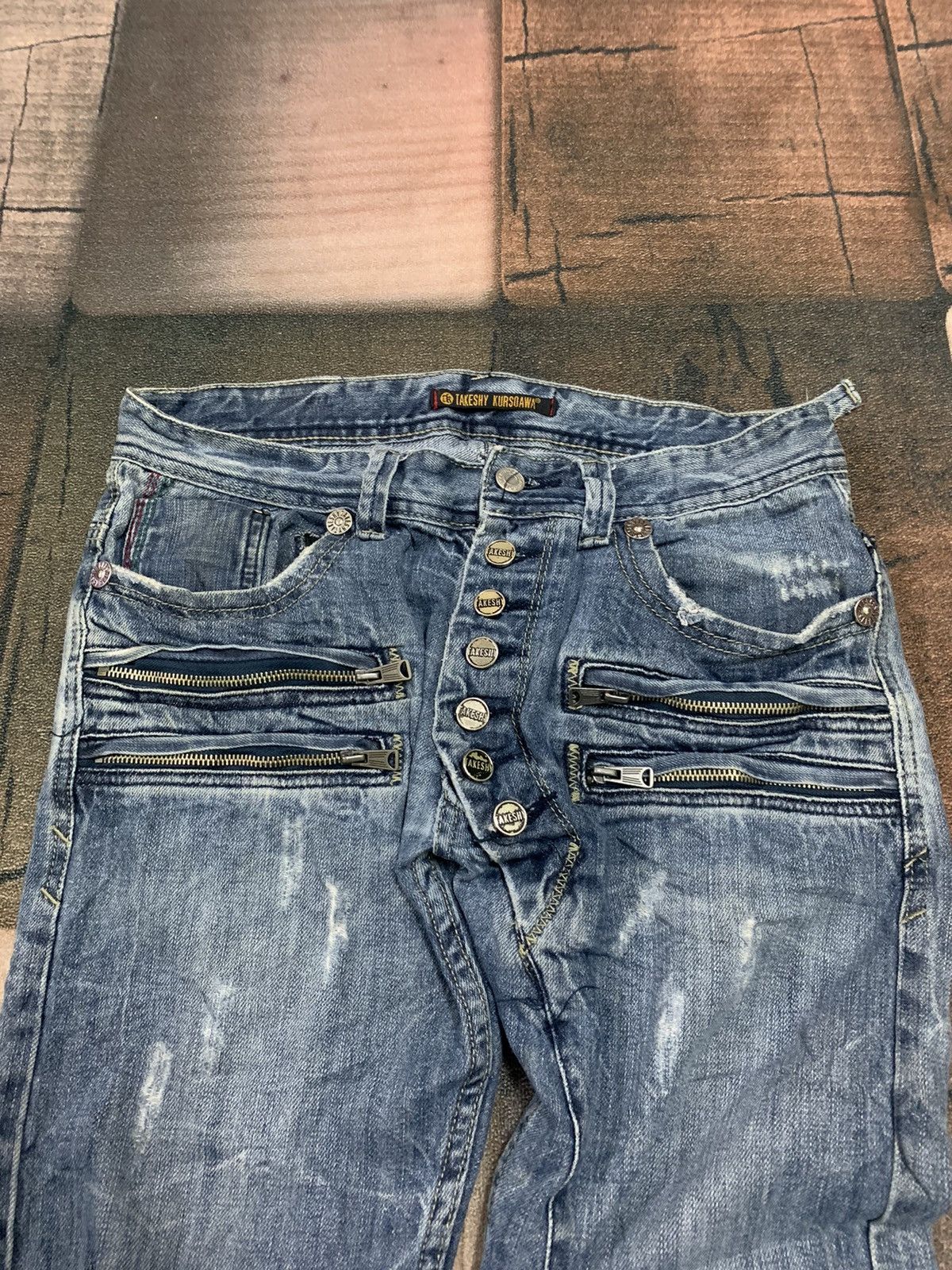 Japanese Brand DISTRESSED PUNK SLIM JEANS LOT OF BUTTON BY TAKESHY KUROSAWA Size US 31 - 3 Thumbnail