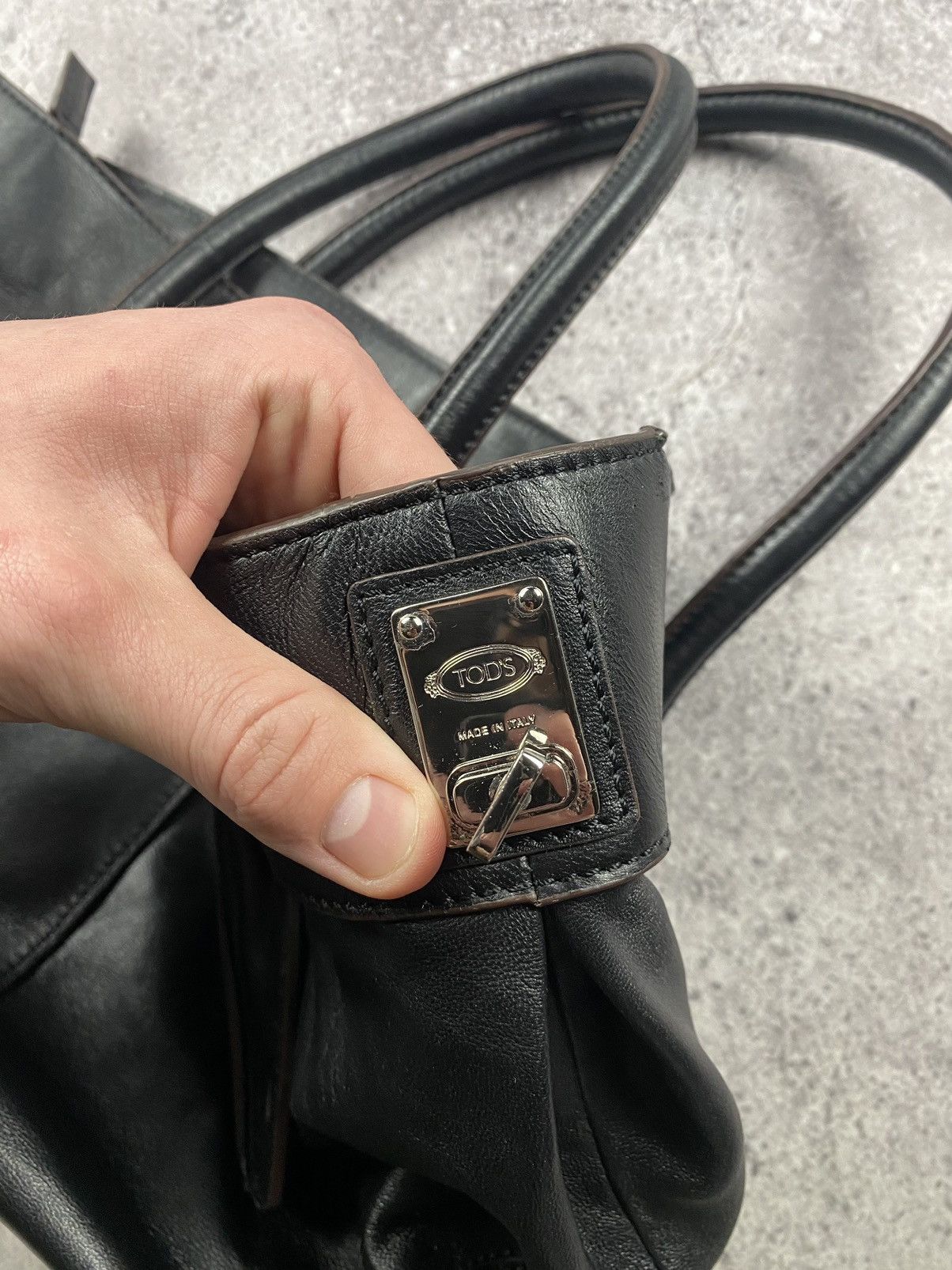 Designer × Tod's × Vintage Vintage 90s Tod’s leather shoulder/hand bag with fringes Size ONE SIZE - 6 Thumbnail