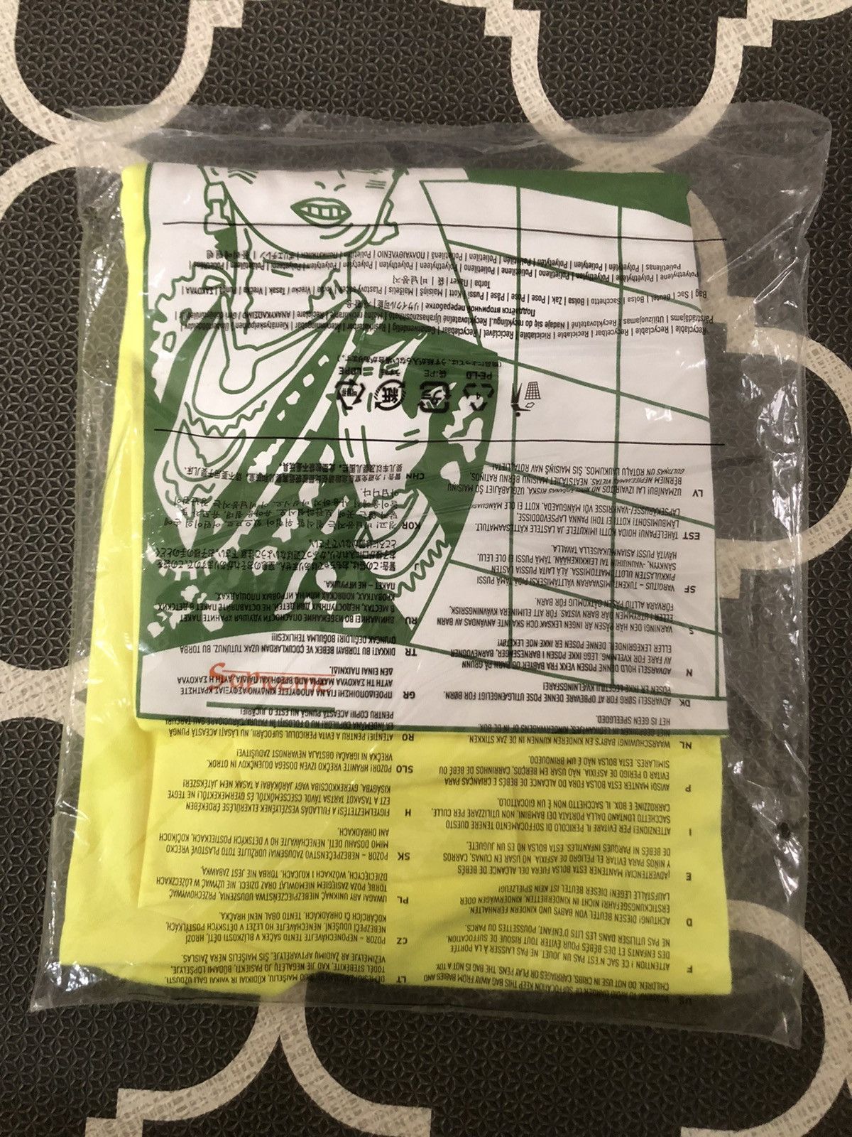 Supreme Supreme Bombay Tee Bright Yellow Size US L / EU 52-54 / 3 - 5 Thumbnail
