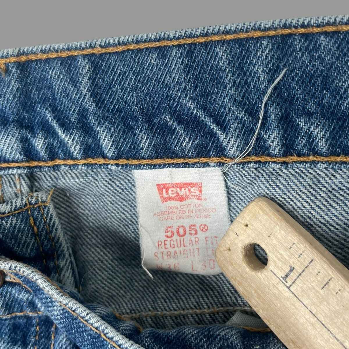 Levi's × Vintage Vintage 1980s Levi’s 505 denim jeans Size US 34 / EU 50 - 6 Thumbnail
