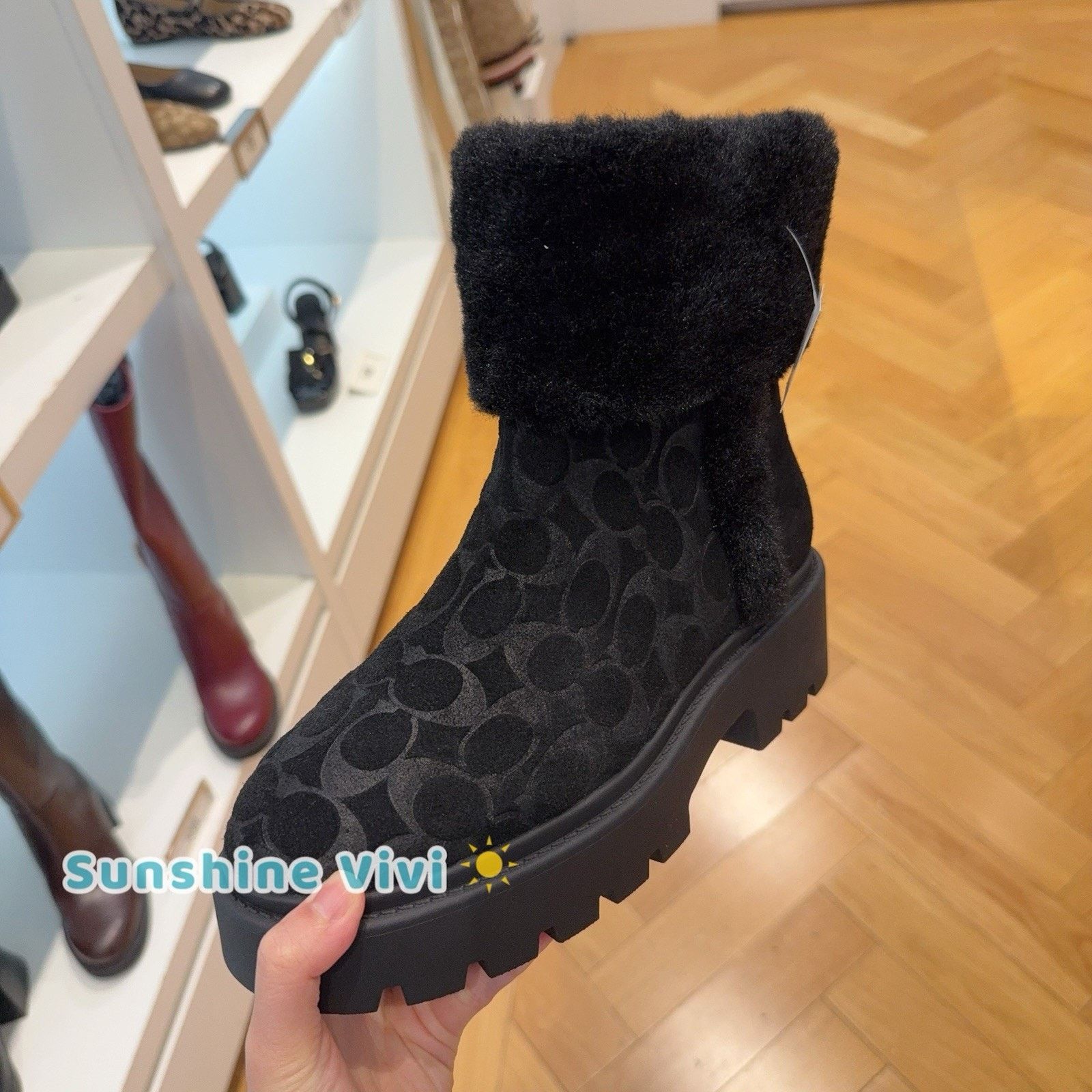 Coach NWT Coach Women's Chunky Sherpa Bootie Suede Black US 7.5 Size US 7.5 / IT 37.5 - 3 Thumbnail