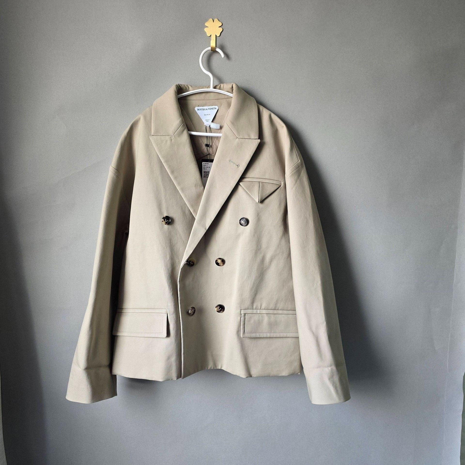 Bottega Veneta Bottega Veneta Oversized Jacket S Women Size S / US 4 / IT 40 - 1 Thumbnail