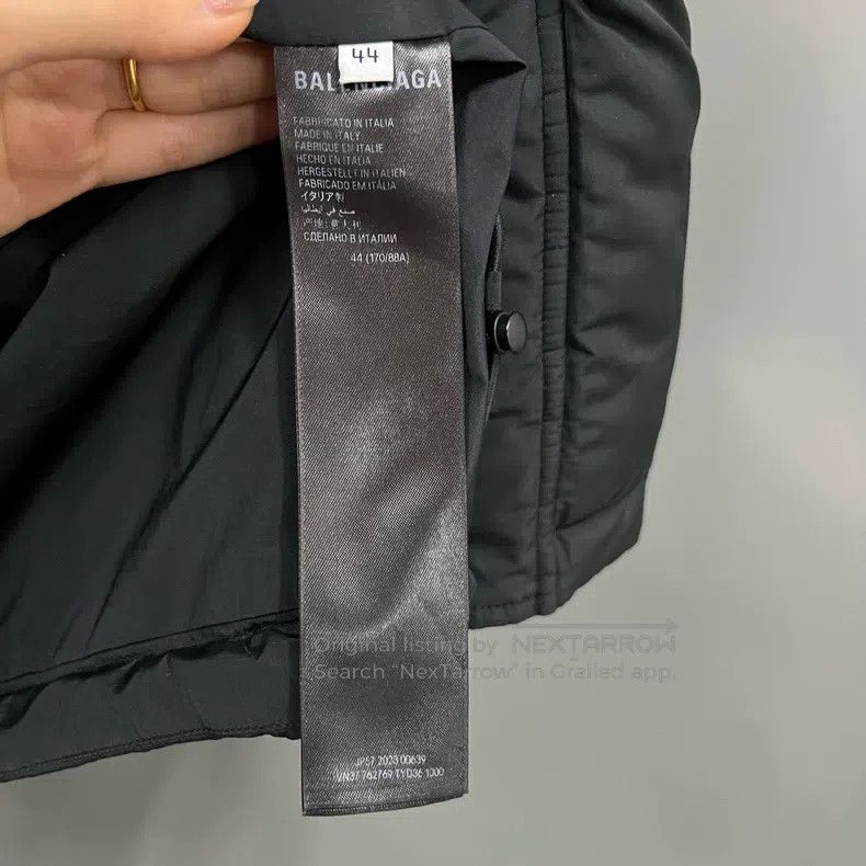 Balenciaga Balenciaga Black Embroidered Logo Puffer Vest Size US S / EU 44-46 / 1 - 3 Thumbnail