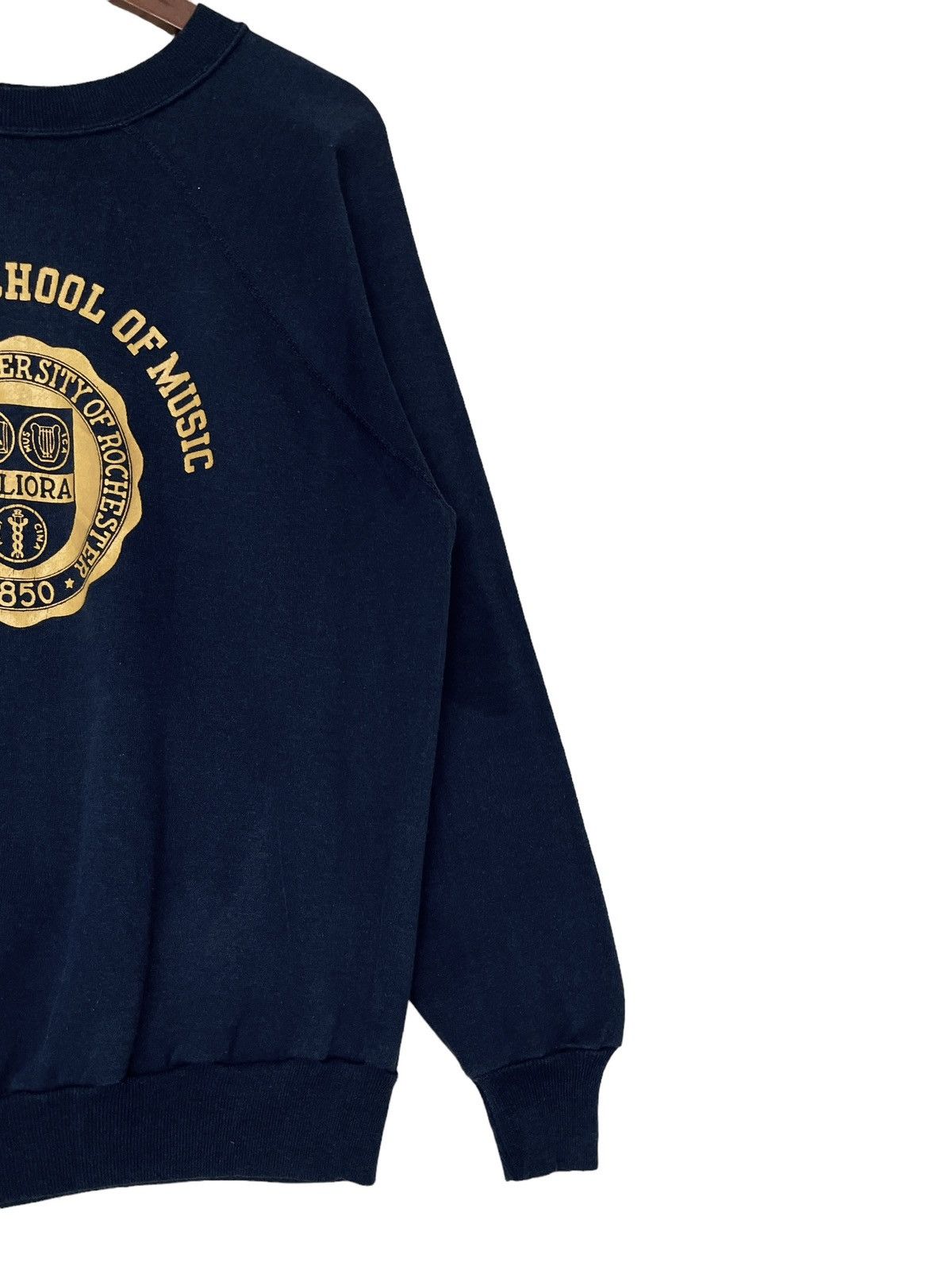 Vintage Vintage University of Rochester Sweatshirt 1970s Size US XL / EU 56 / 4 - 4 Thumbnail
