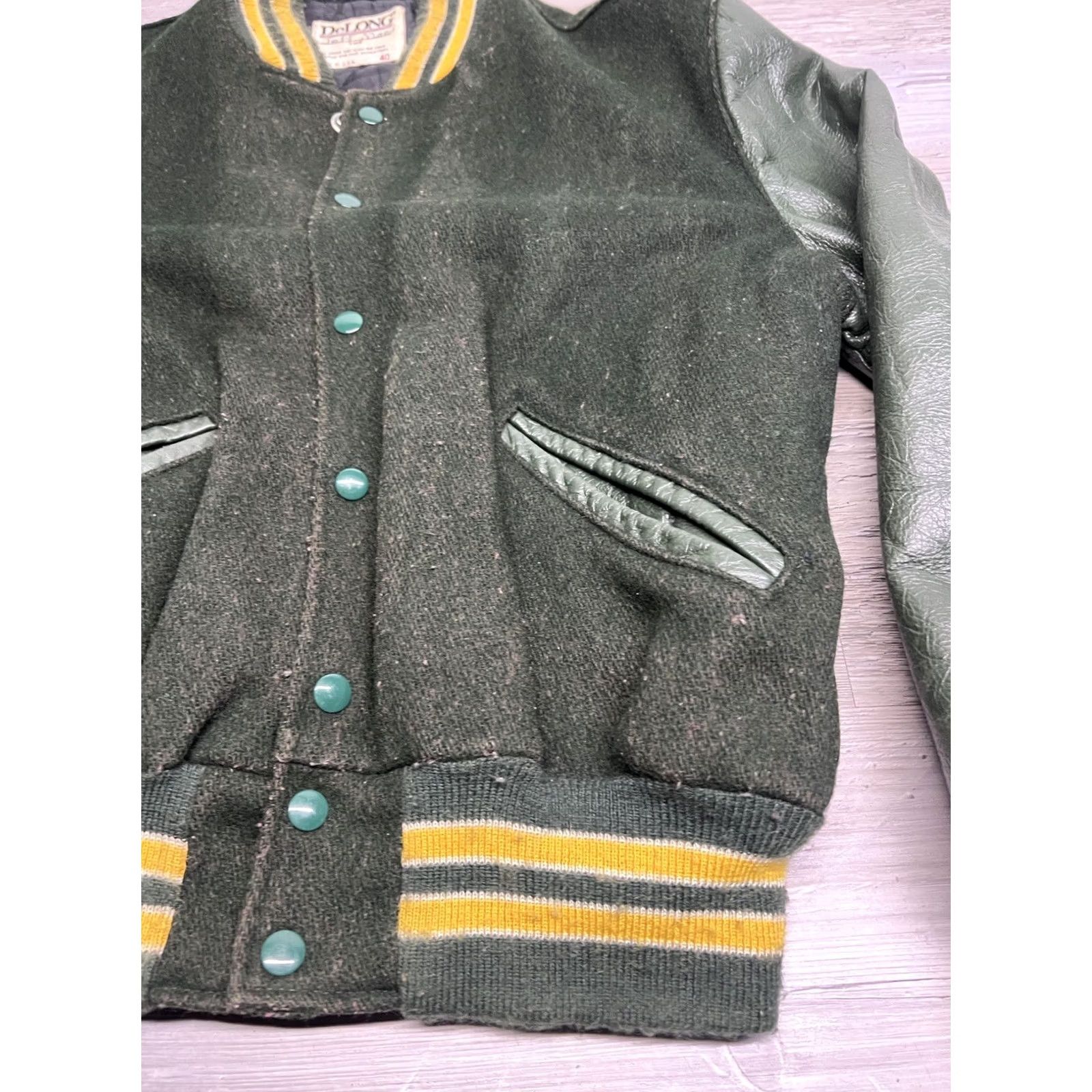Vintage DeLONG Varsity Jacket Wool / Leather ISA Made Green Yellow Green Bay Packers 40 Mens Jacket Vintage 70s 80s 90s Size US XXS / EU 40 - 5 Thumbnail