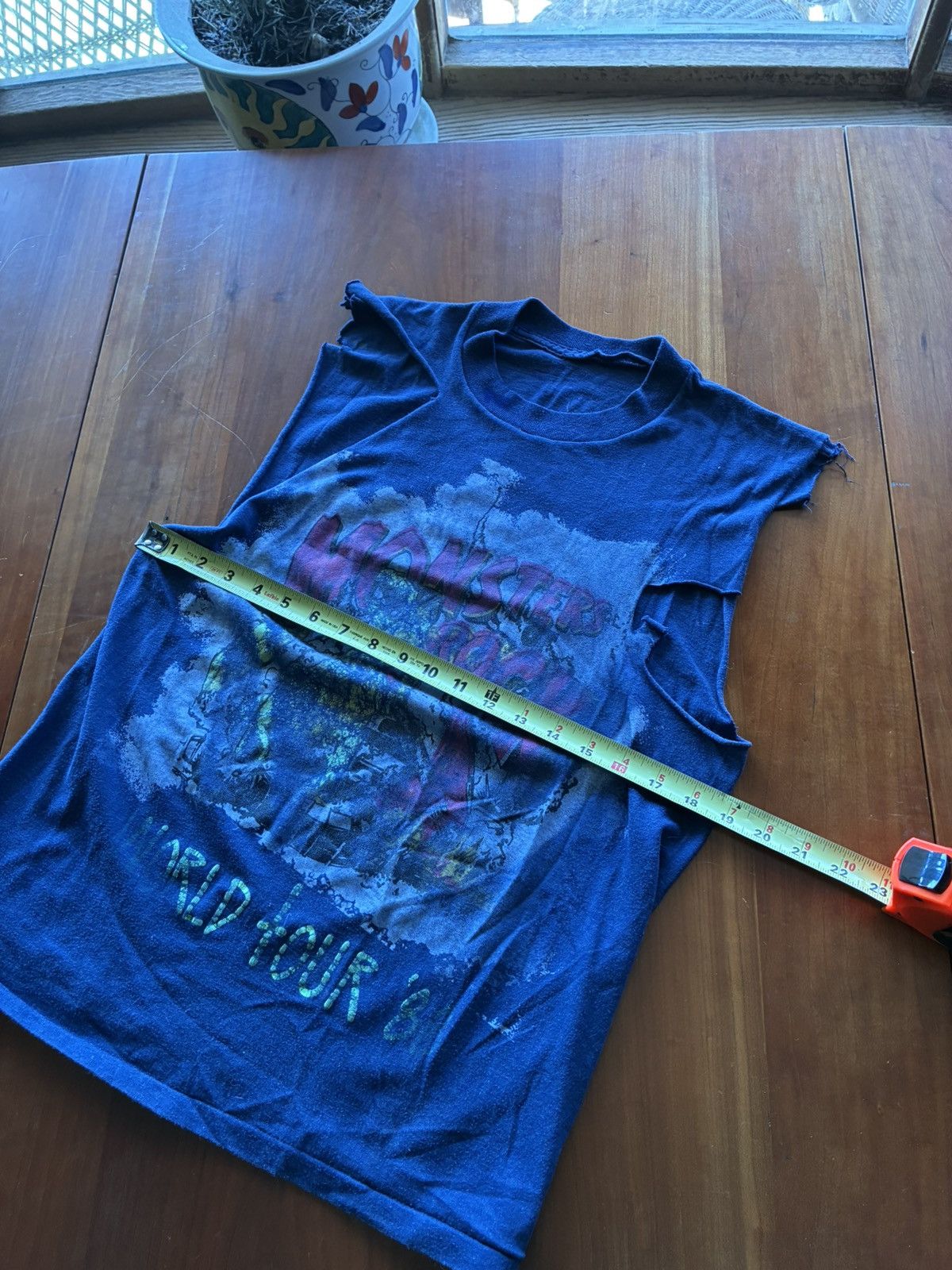 Vintage Vintage 1988 Monsters of Rock distressed tour shirt Size US M / EU 48-50 / 2 - 8 Thumbnail