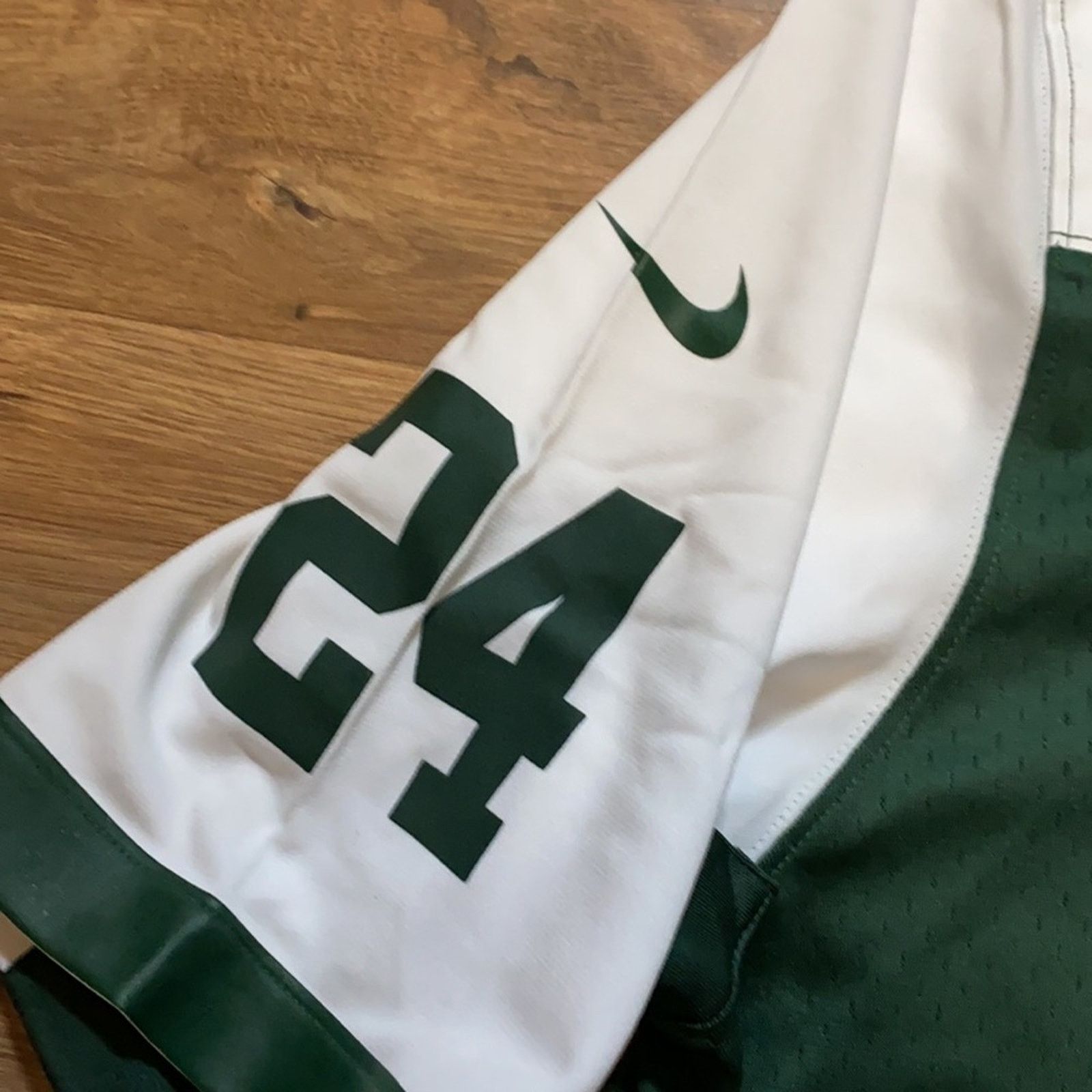 Nike 2012 Darrelle Revis New York Jets jersey Size US L / EU 52-54 / 3 - 4 Thumbnail