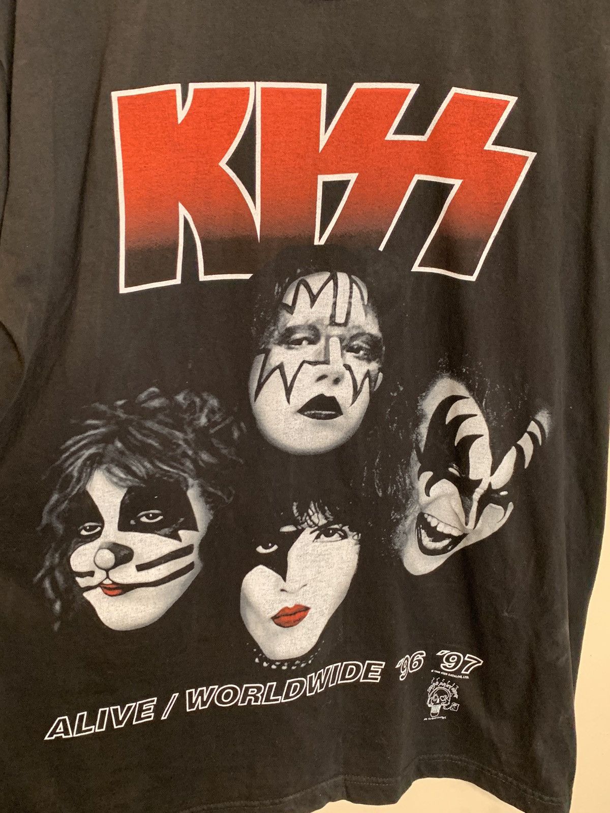Band Tees × KISS × Vintage *RARE* Vintage 96-97 KISS Alive Worldwide Tour T-Shirt Large Size US L / EU 52-54 / 3 - 3 Thumbnail
