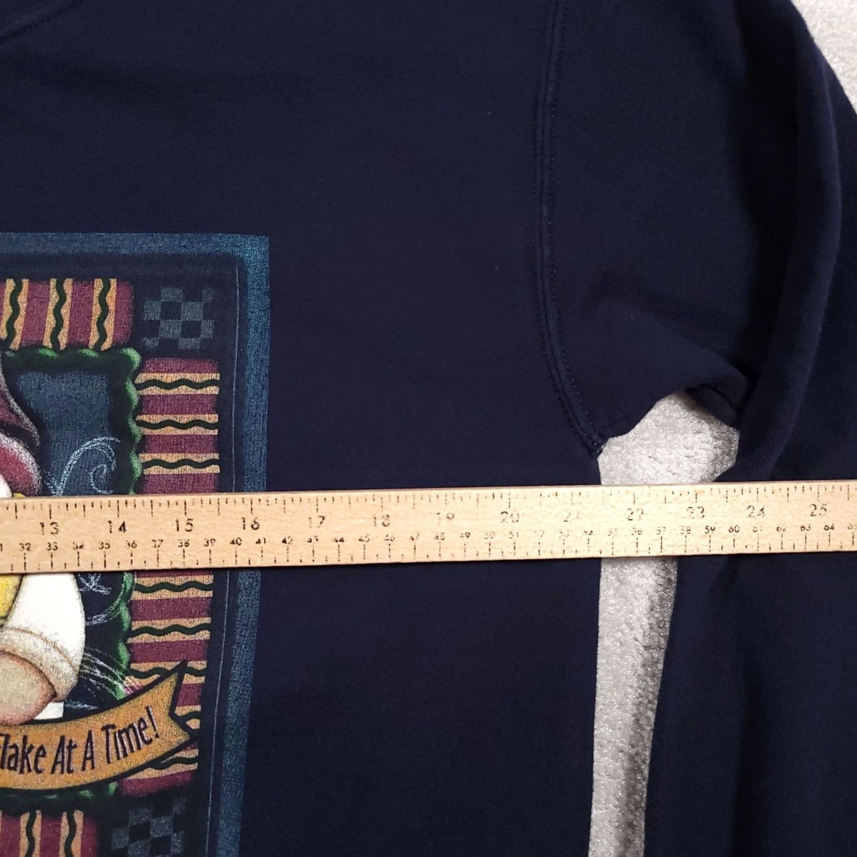 Gildan VINTAGE Grandma Crewneck Sweatshirt Womens Medium Navy Blue Snowman Winter Pullover 90s Size M / US 6-8 / IT 42-44 - 6 Thumbnail