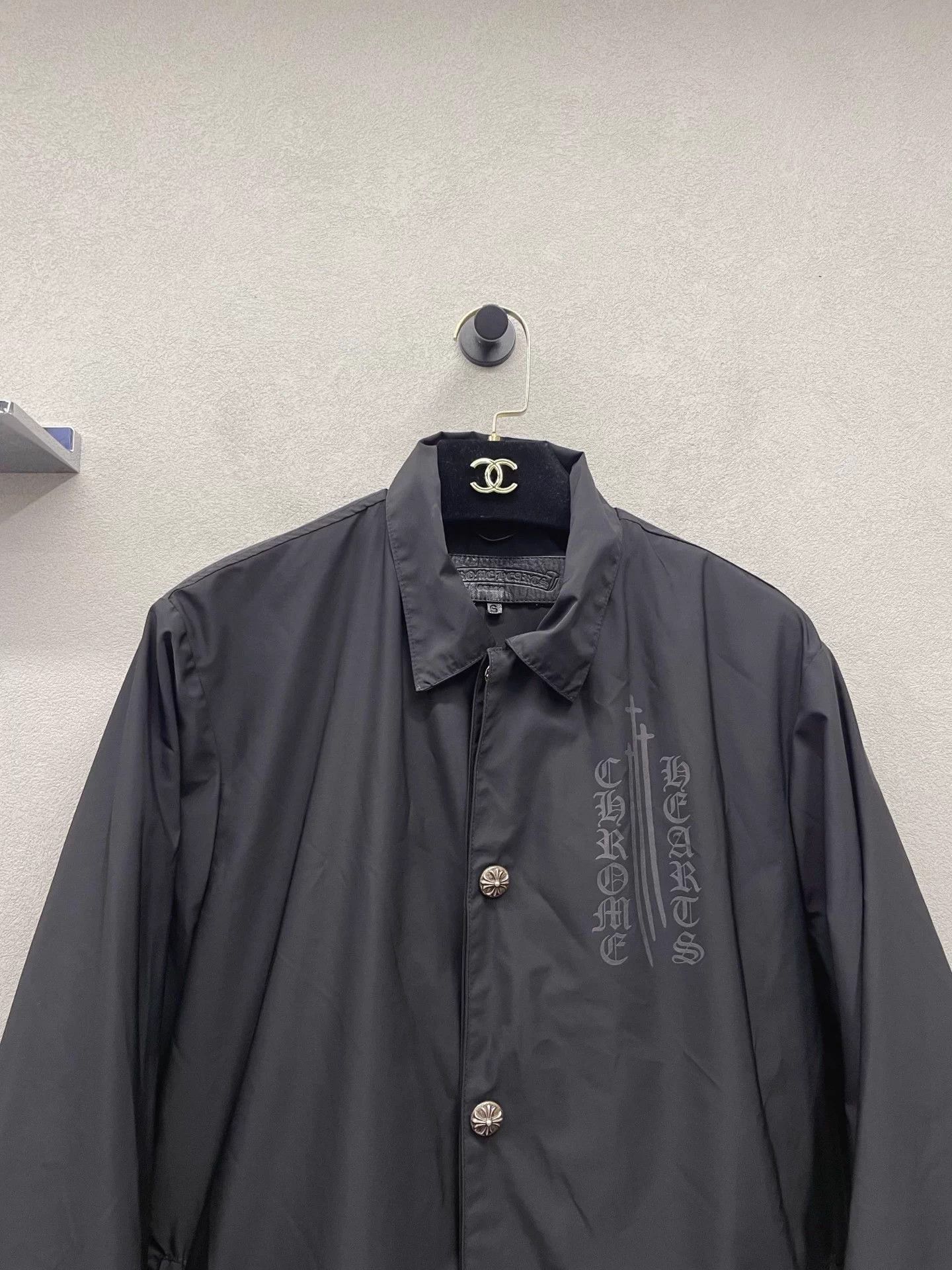 Chrome Hearts Chrome Hearts Black Embossed Coach Jacket S Size US S / EU 44-46 / 1 - 5 Thumbnail