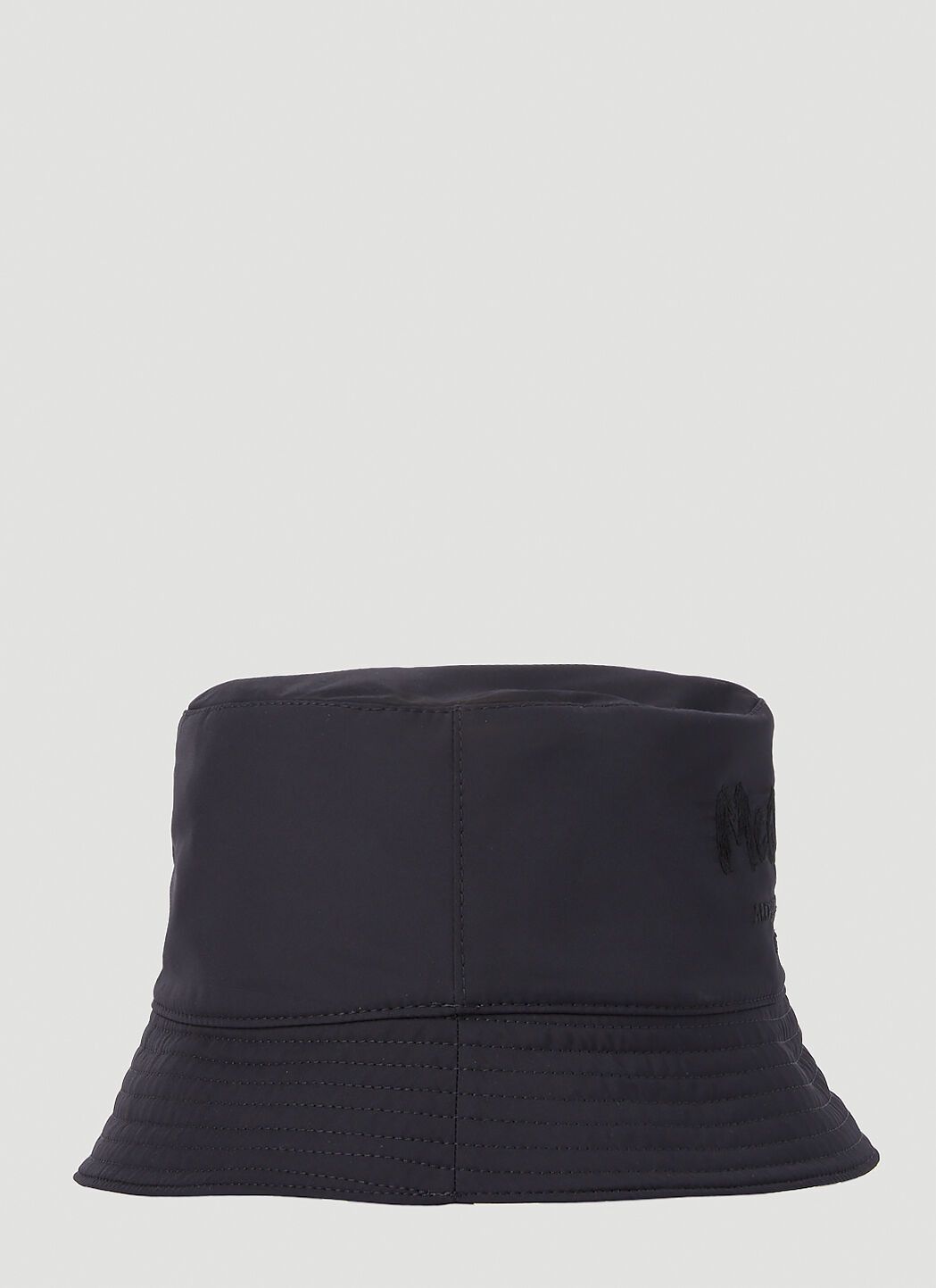 Alexander McQueen o1y1224 Size: 7 1/8 / (Cap &Hat) in Black Size ONE SIZE - 2 Thumbnail