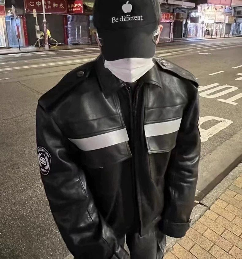 Balenciaga Balenciaga 23mud show Security Guard 3m Badge Police Badge Size US L / EU 52-54 / 3 - 8 Thumbnail