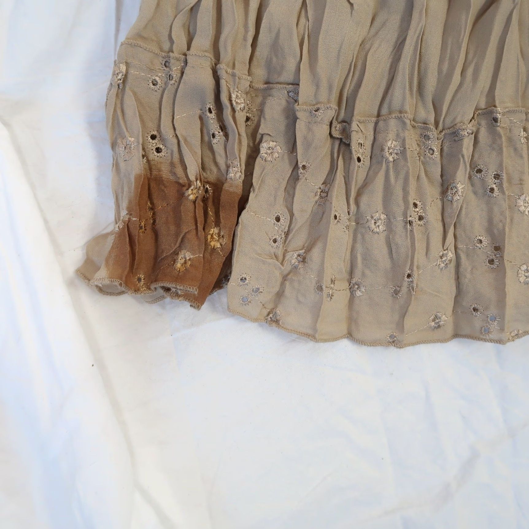 Vintage VINTAGE Allison Taylor Tan Eyelet Tiered Midi Peasant Skirt L Women Midi Bohemian 90s P e a s a n t Size 36" / US 14 / IT 50 - 5 Thumbnail