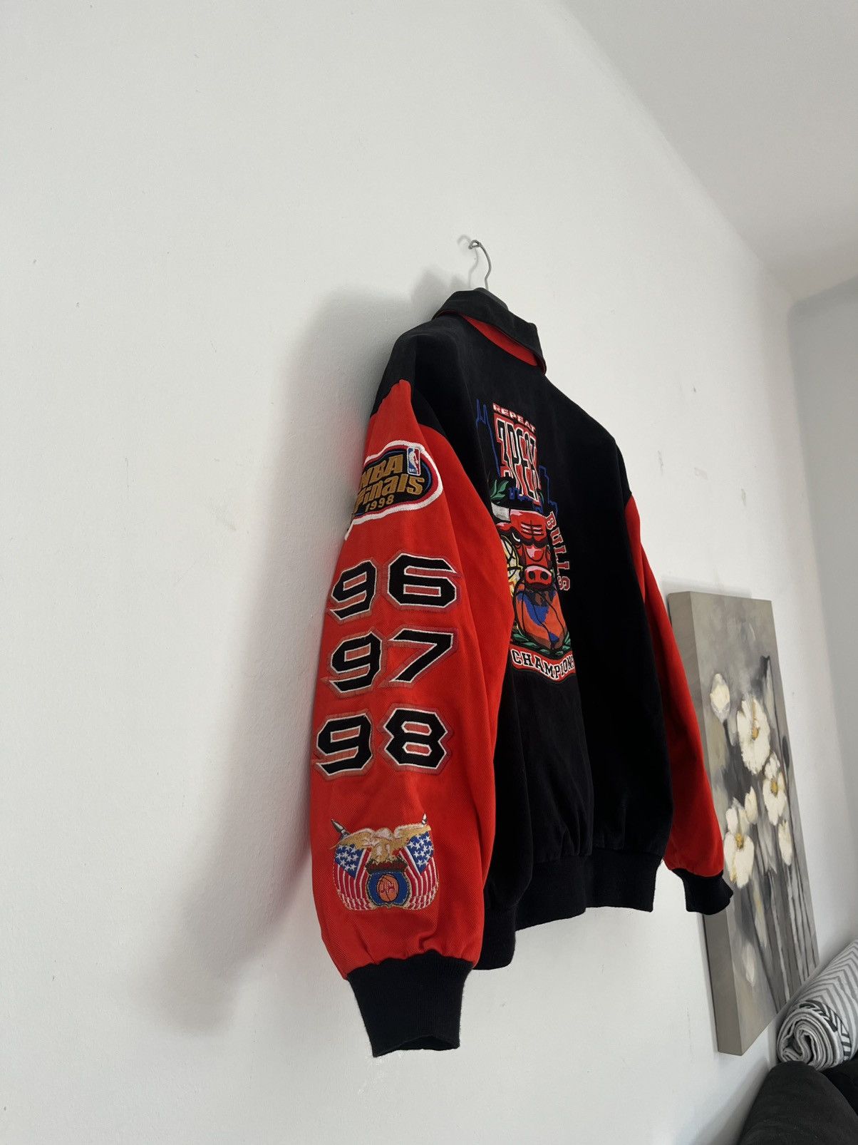 Jordan Brand × NBA × Vintage Vintage OG Chicago bulls jacket repeat three Peat 1998 Size US L / EU 52-54 / 3 - 4 Thumbnail