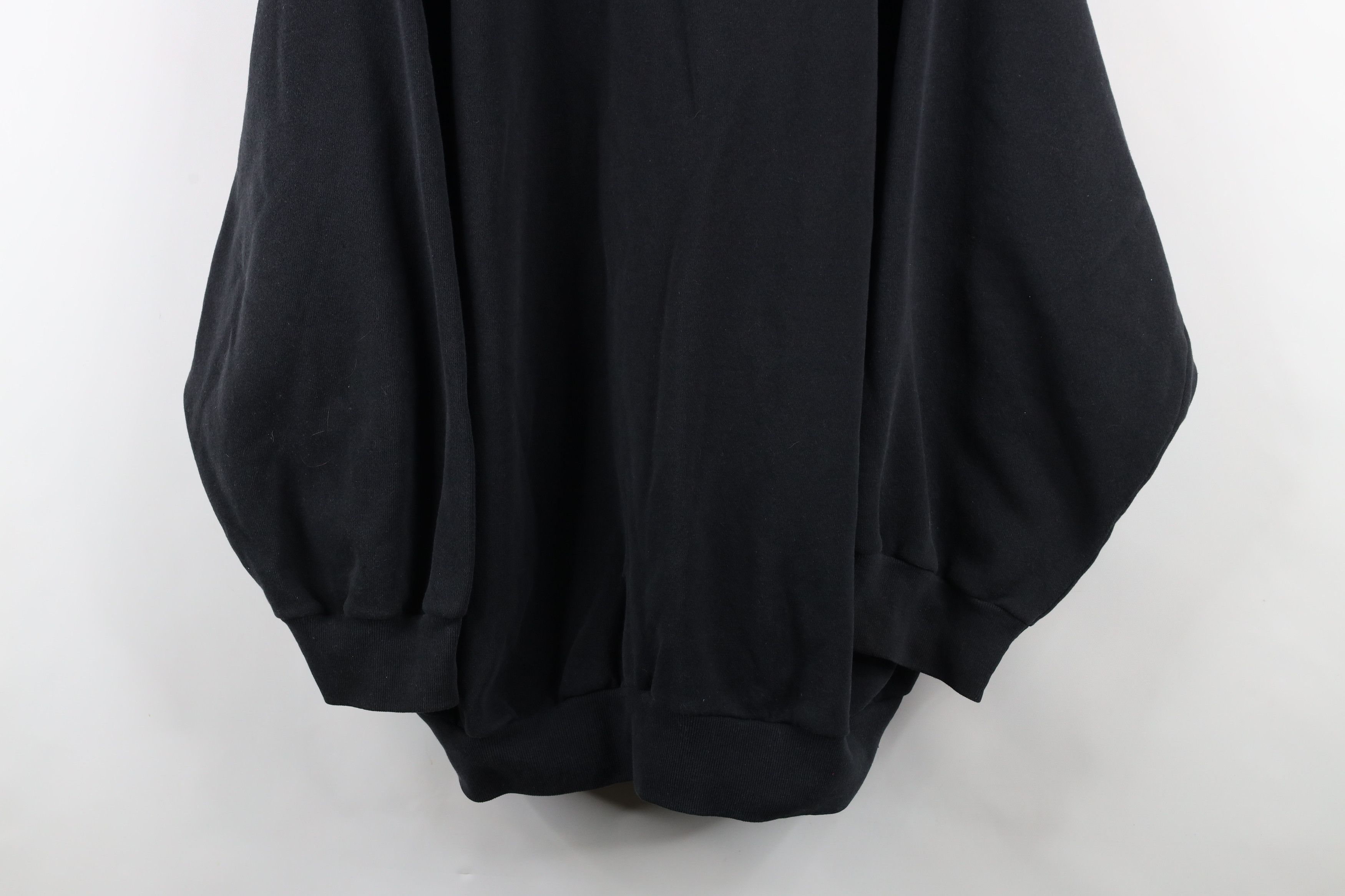 Vintage Vintage 90s Streetwear Blank Crewneck Sweatshirt Black USA Size US XXL / EU 58 / 5 - 3 Thumbnail