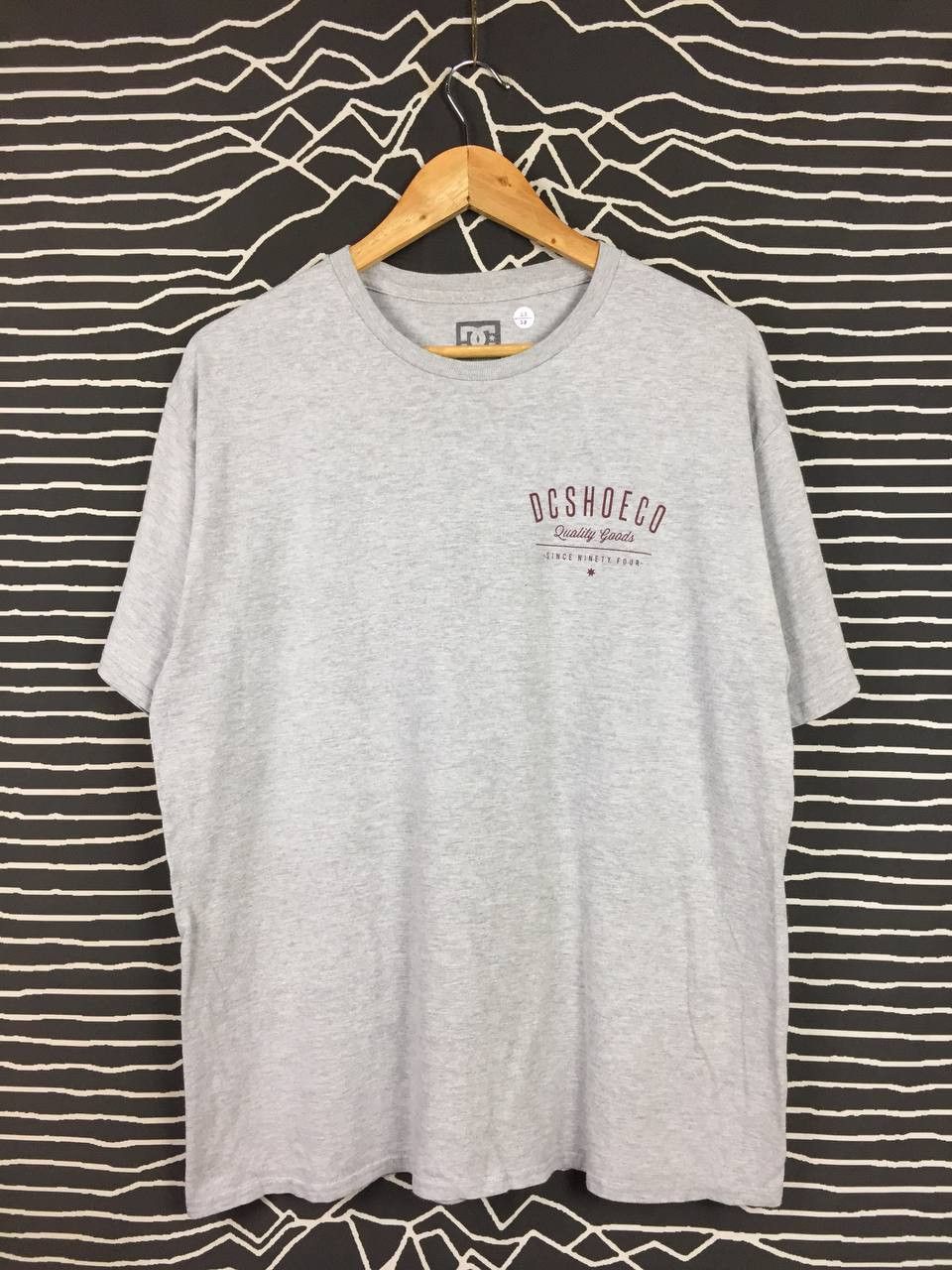 DC × Vintage DC SHOE Company Since Ninety Four Skateboards Tee Size US L / EU 52-54 / 3 - 5 Thumbnail