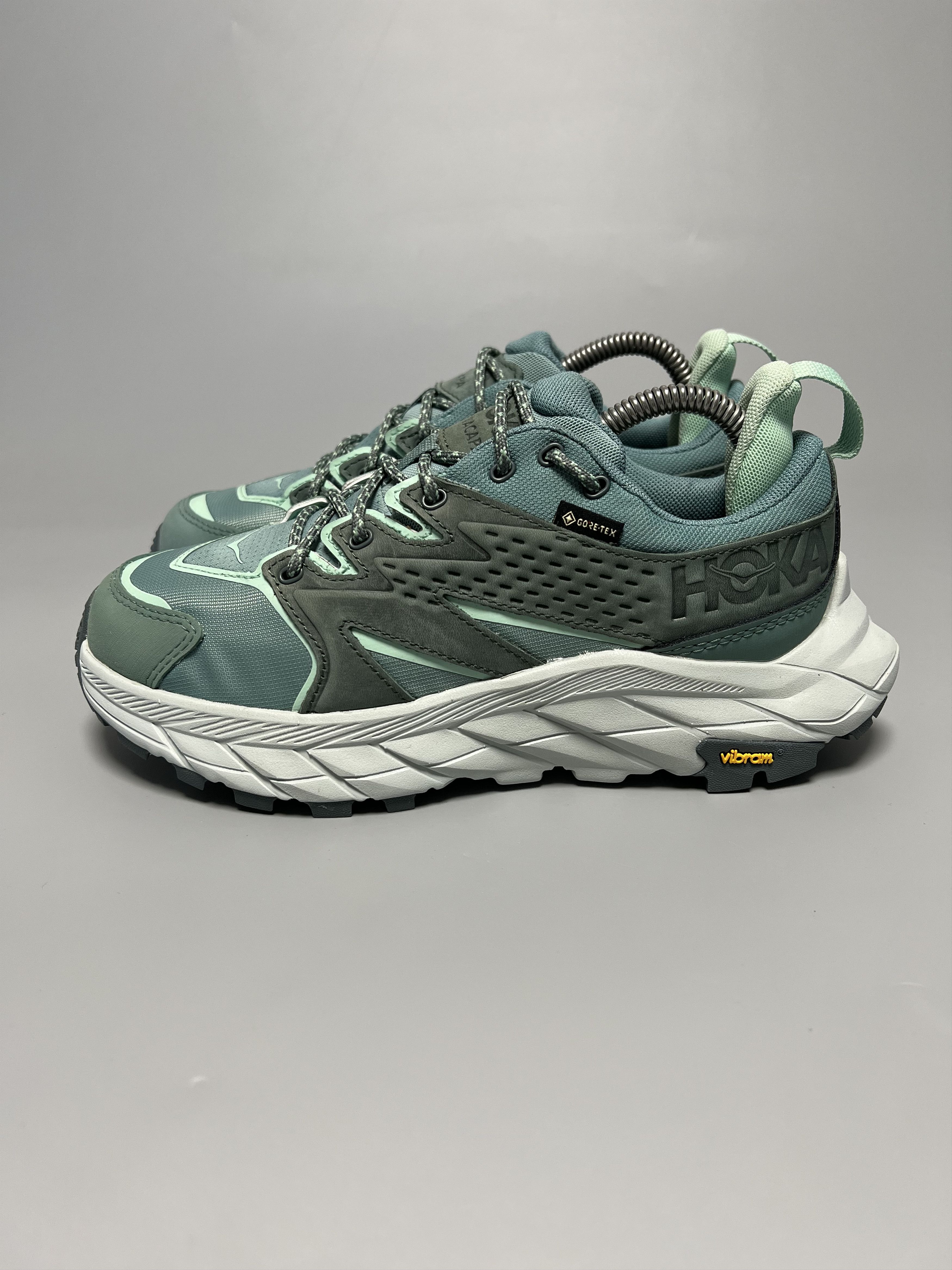 Hoka Hoka One One Anacapa Low GTX Women's Hiking Shoes Size US 7 / IT 37 - 2 Thumbnail