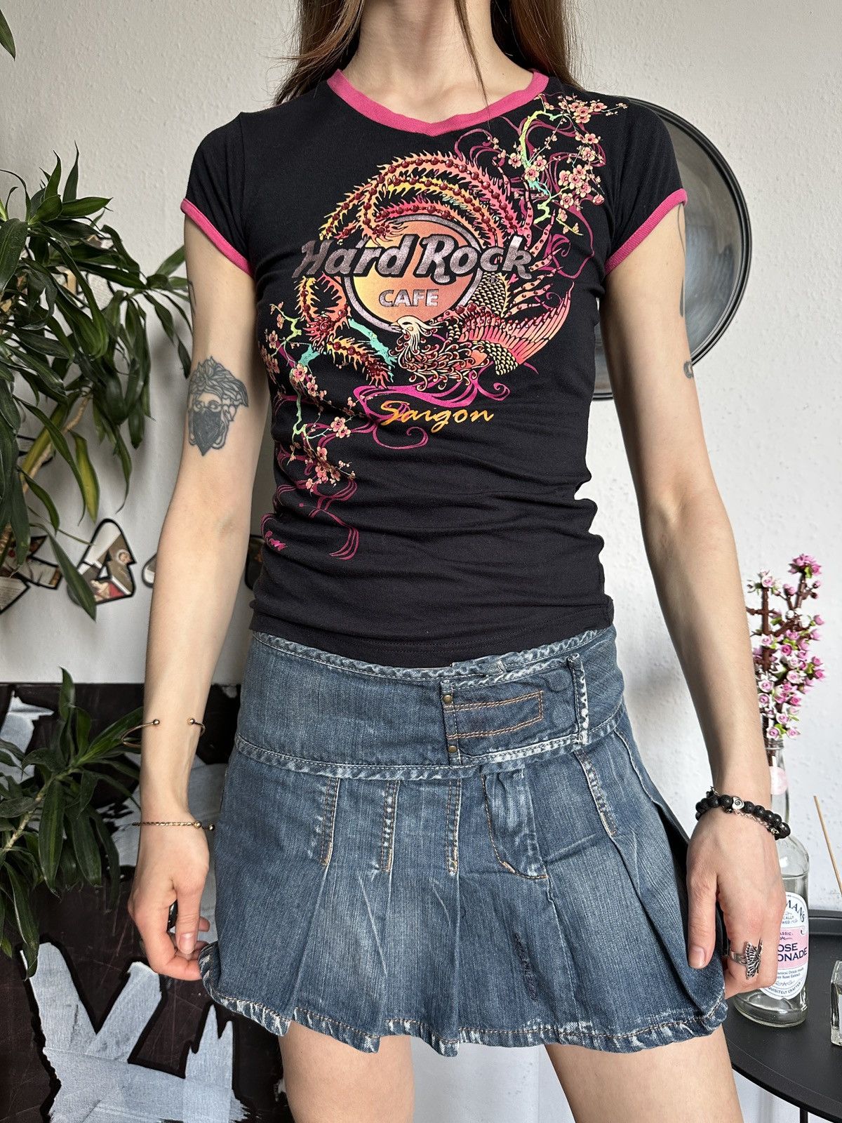 Hard Rock Cafe × Vintage Hard Rock Cafe Vintage y2k Graphic Rhinestone Baby Tee Size XXS / US 00 / IT 34 - 2 Thumbnail