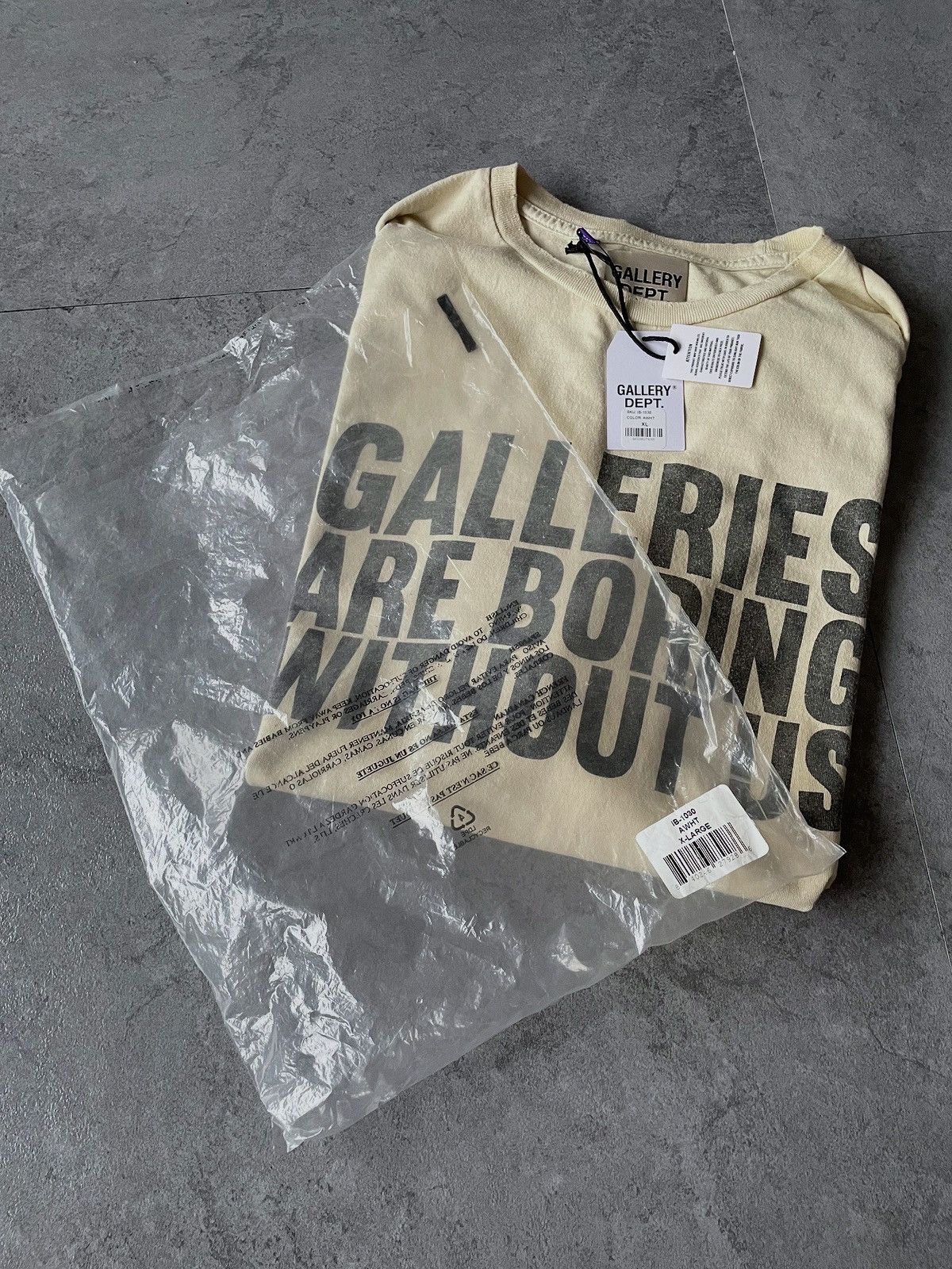 Gallery Dept. GALLERY DEPT. GALLERIES ARE BORING WITHOUT US⚡️ Size US XL / EU 56 / 4 - 2 Thumbnail
