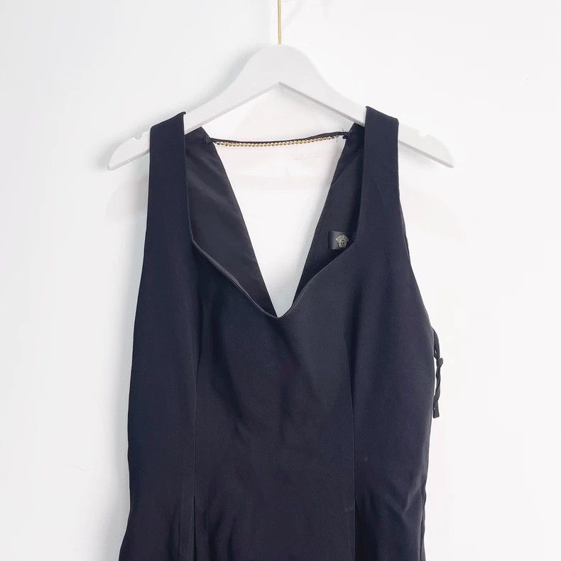 Versace Versace A little black dress with a black gold chain Size M / US 6-8 / IT 42-44 - 3 Thumbnail