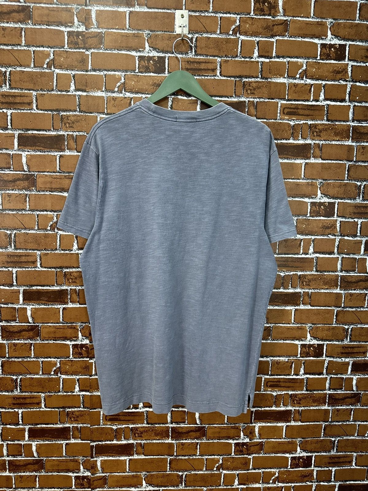 Burberry Burberry Brit Single Pocket TShirt A906 Size US L / EU 52-54 / 3 - 3 Thumbnail