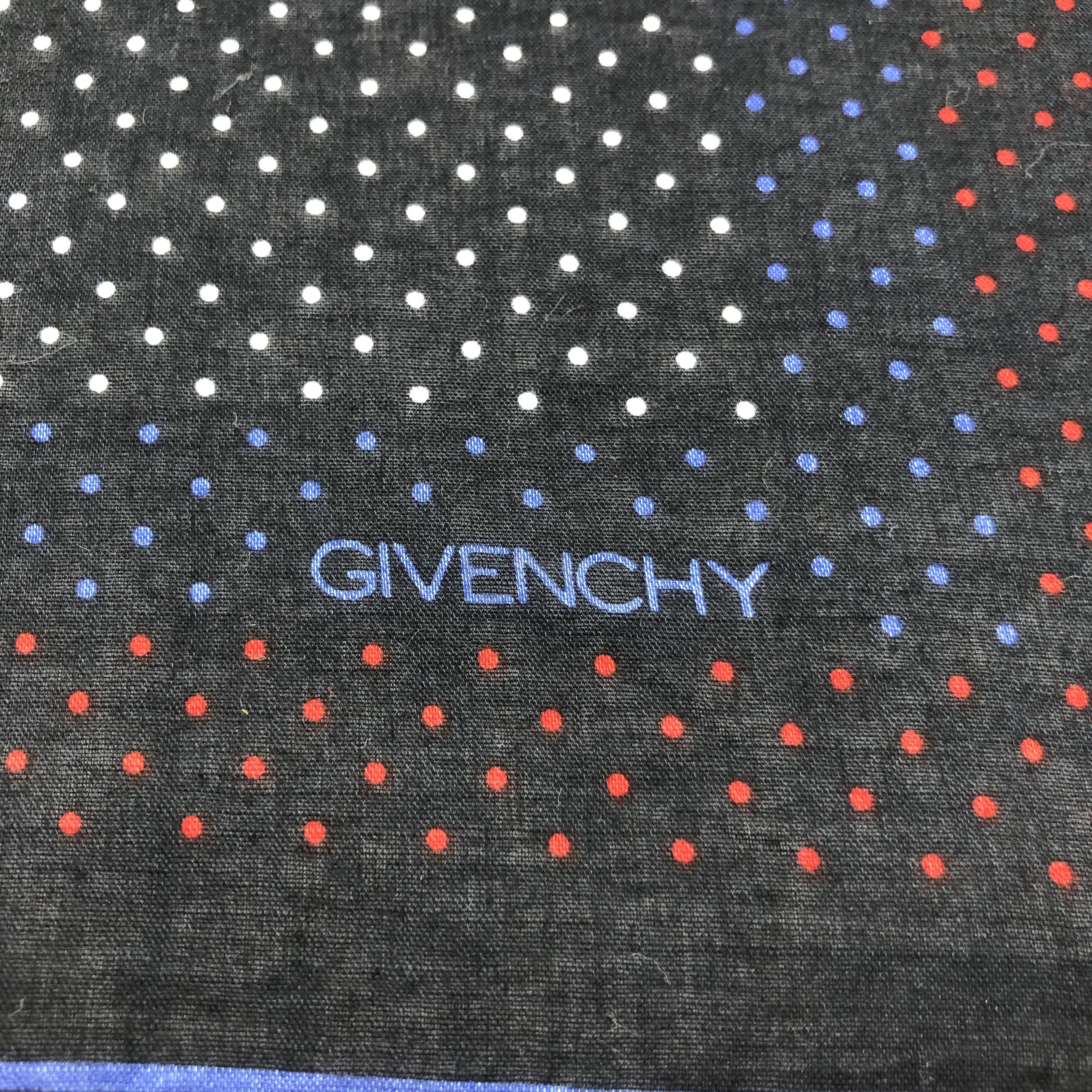 Givenchy Givenchy Handkerchief Neckerchief Bandana H3103 Size ONE SIZE - 3 Thumbnail