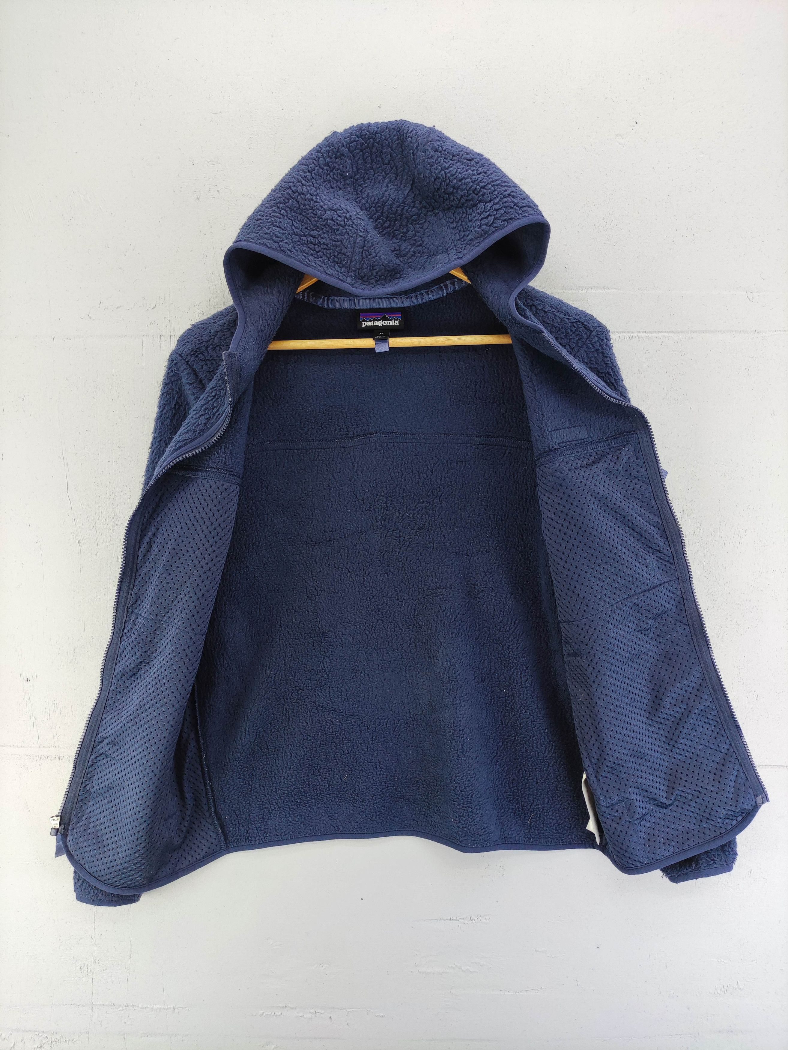 Patagonia Vintage Patagonia Sherpa Fleece Hoodie Zipper Jacket Size XS / US 0-2 / IT 36-38 - 3 Thumbnail